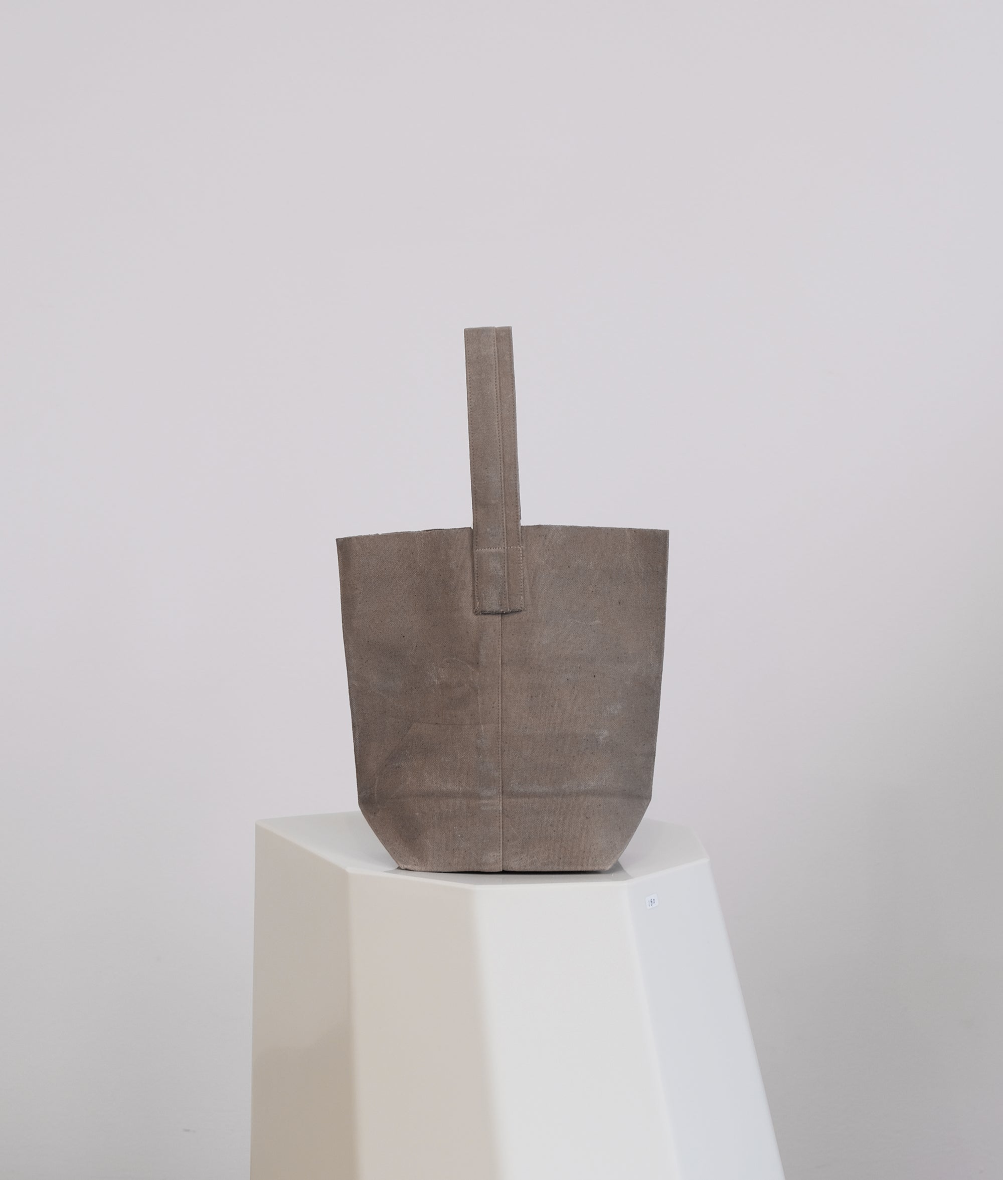 FUNAGATA BUCKET BAG