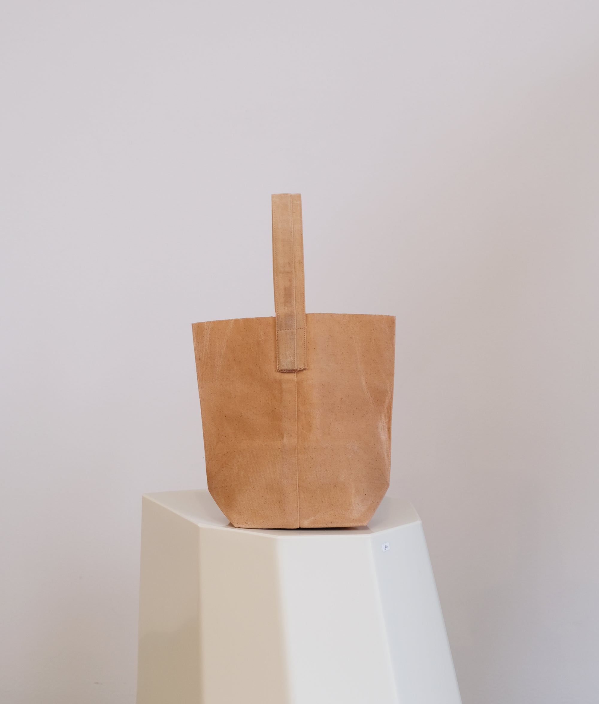 FUNAGATA BUCKET BAG