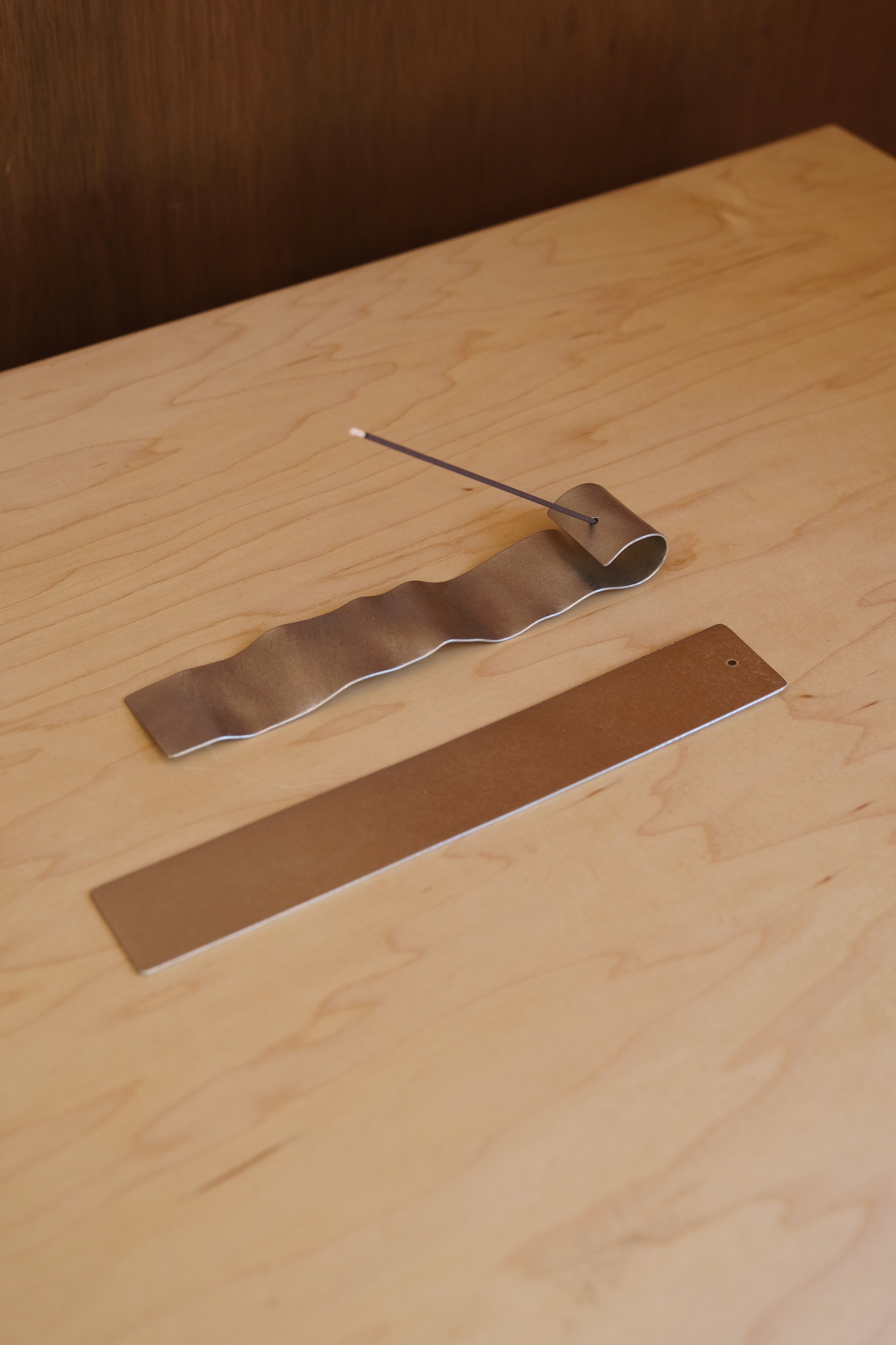 FLEXIBLE TIN INCENSE HOLDER