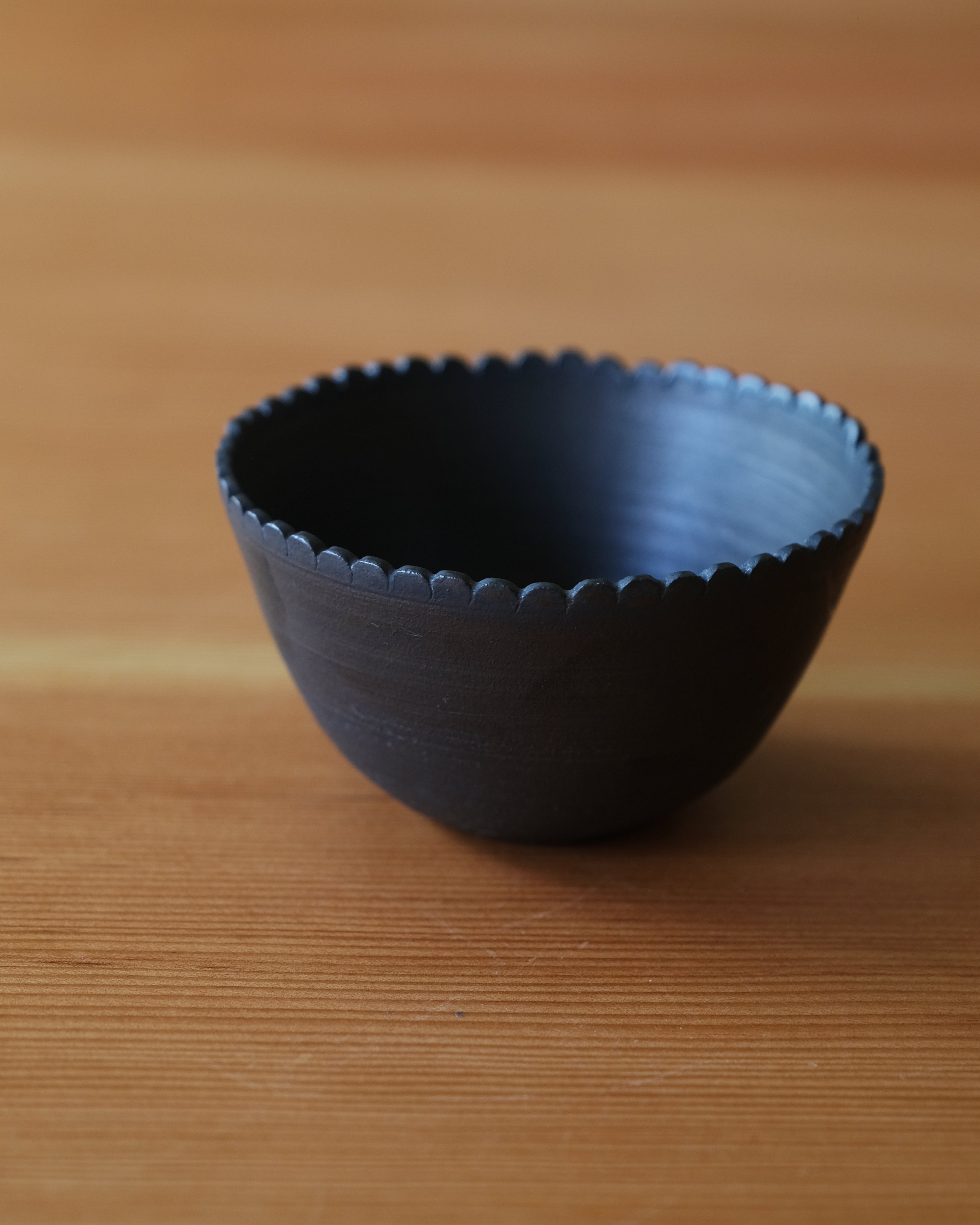 SCALLOPED TALL BOWL