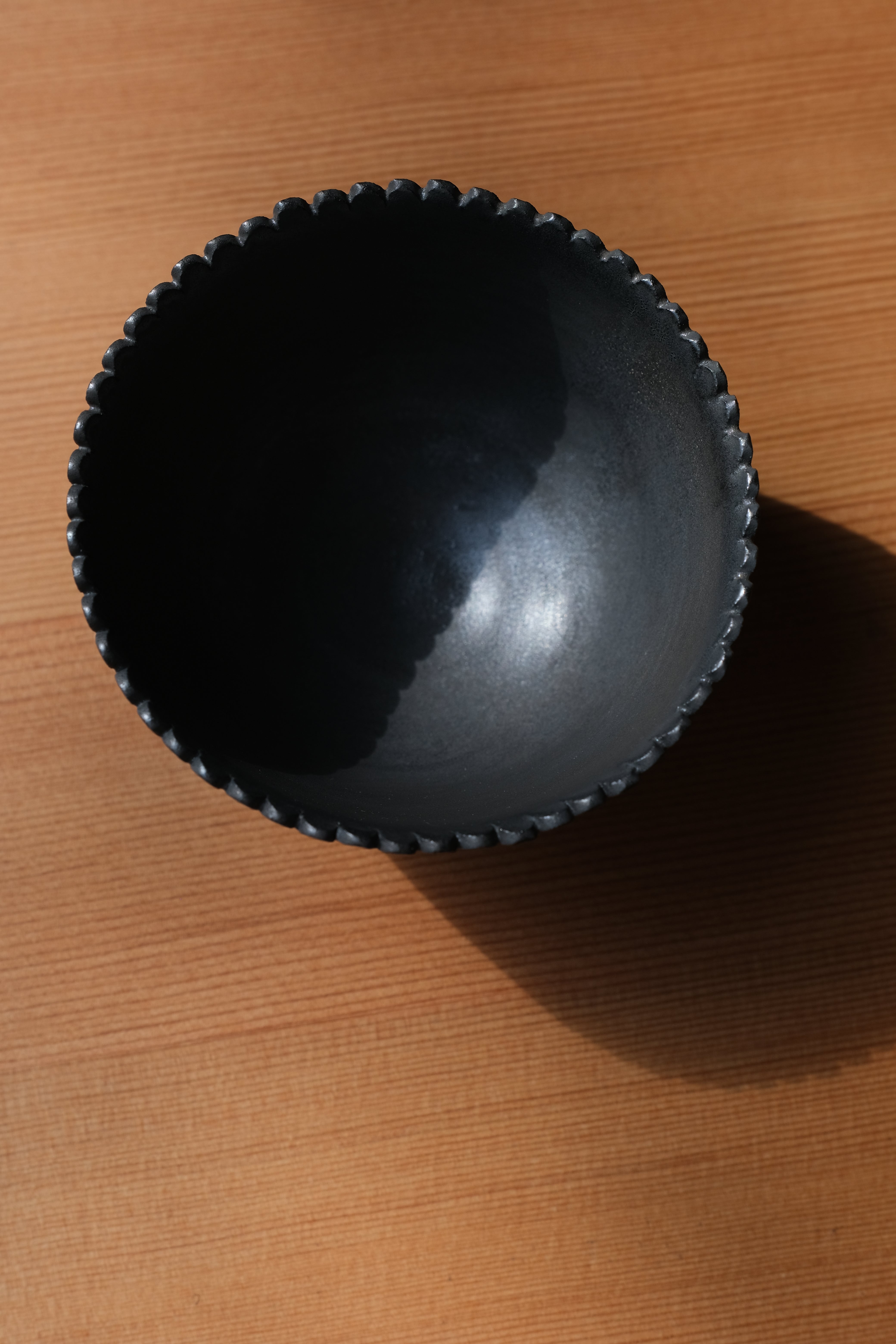 SCALLOPED TALL BOWL