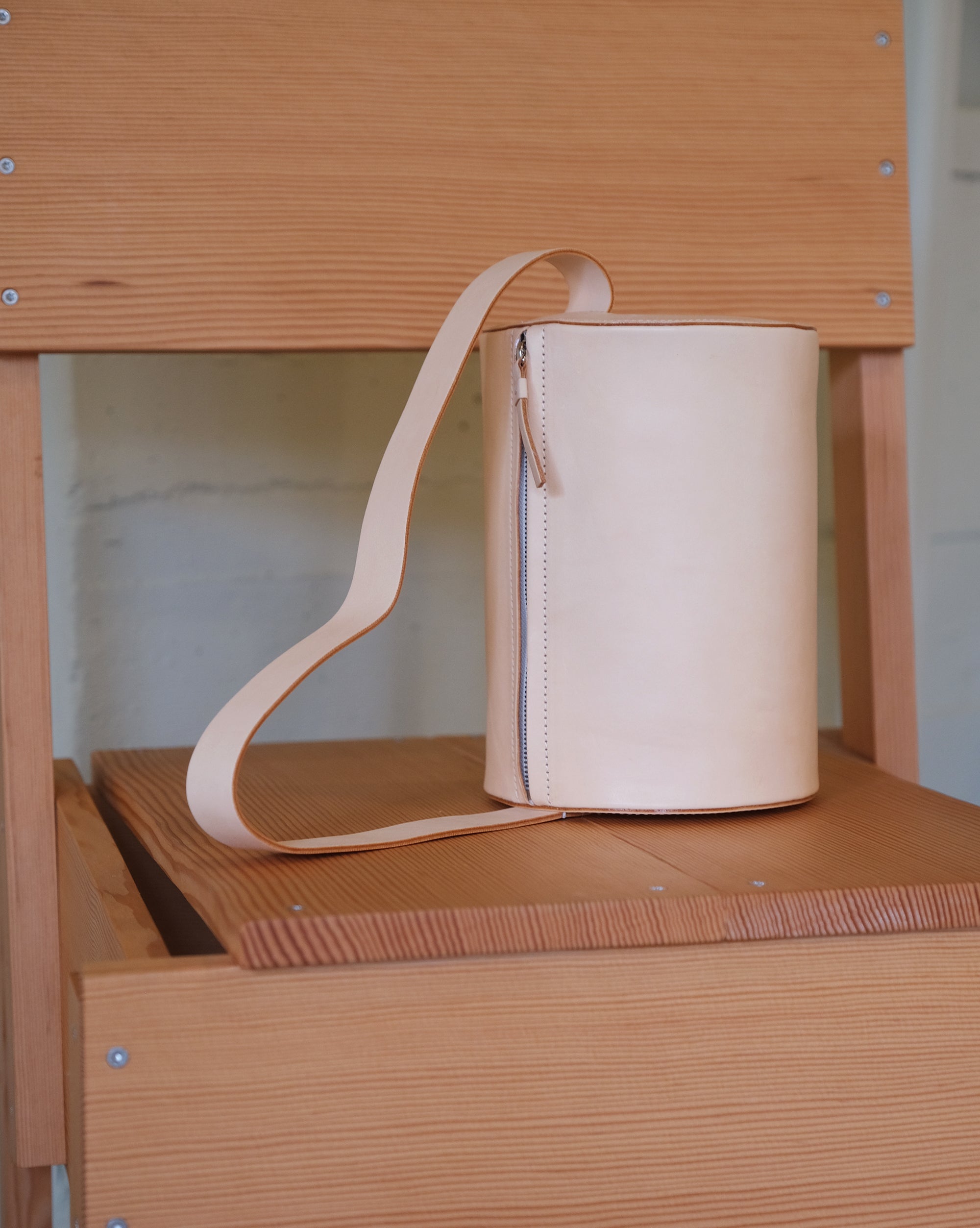 BARREL BAG