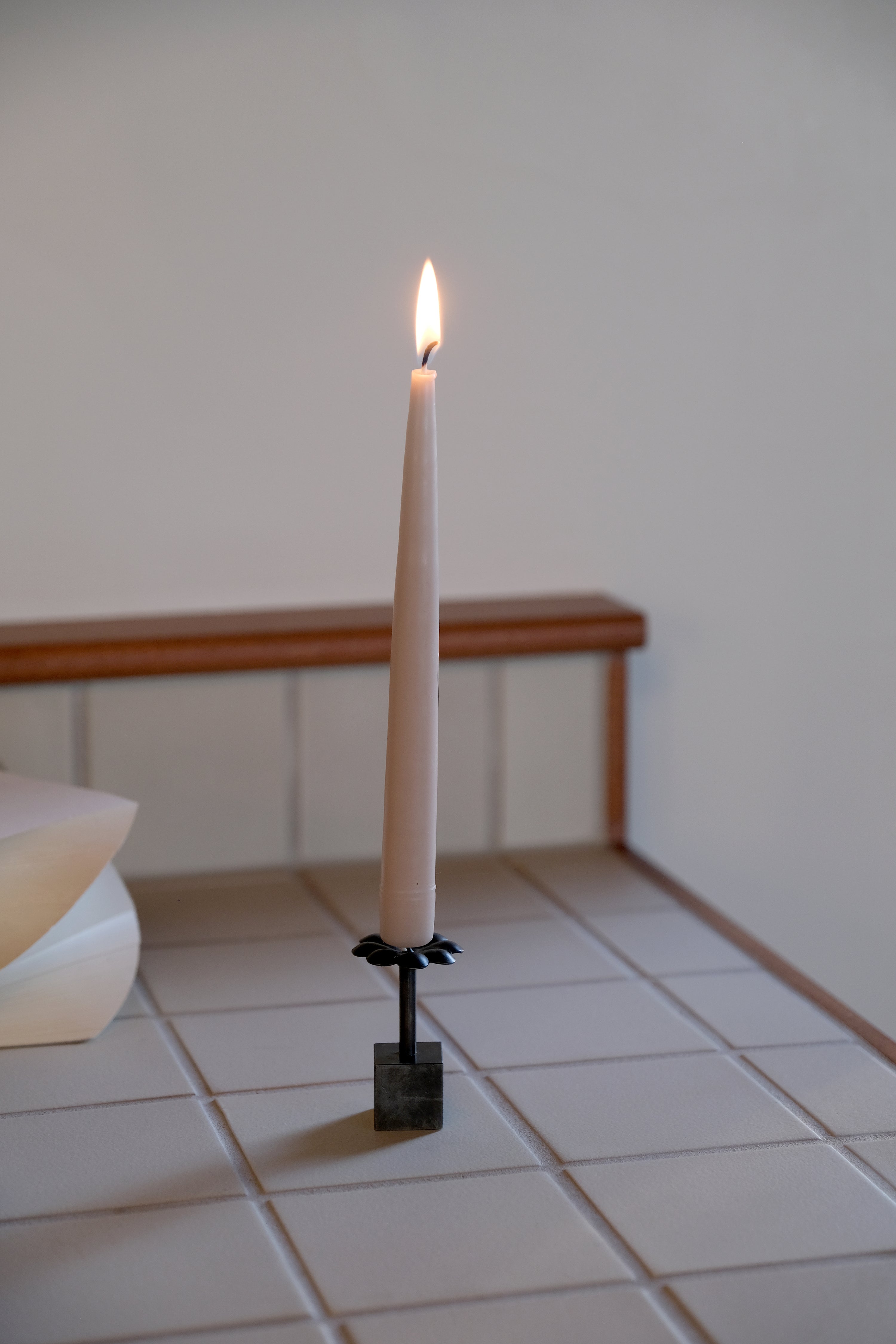 DAISY BLOCK CANDLE HOLDER - E