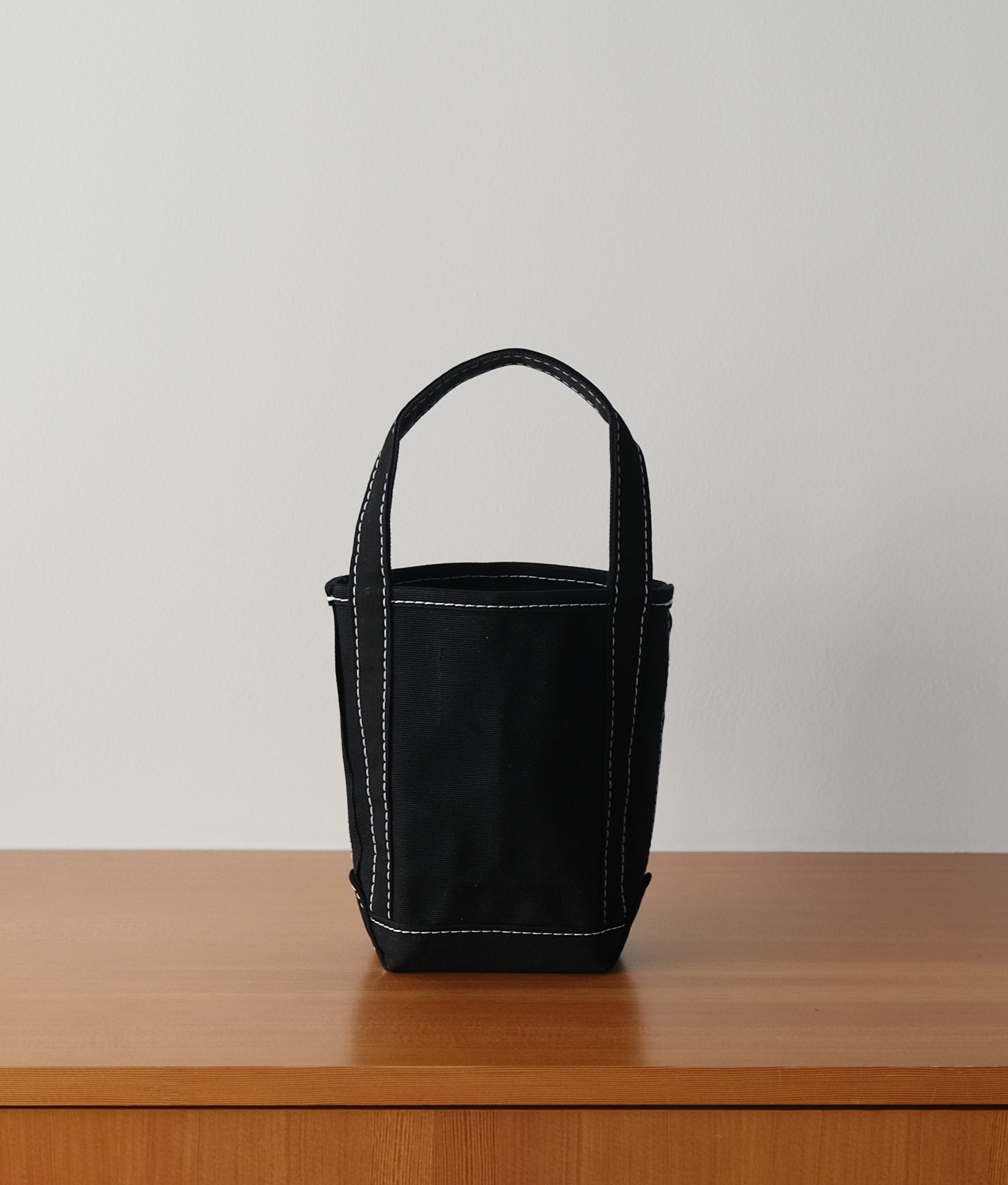 MINI BAGUETTE TOTE - Black