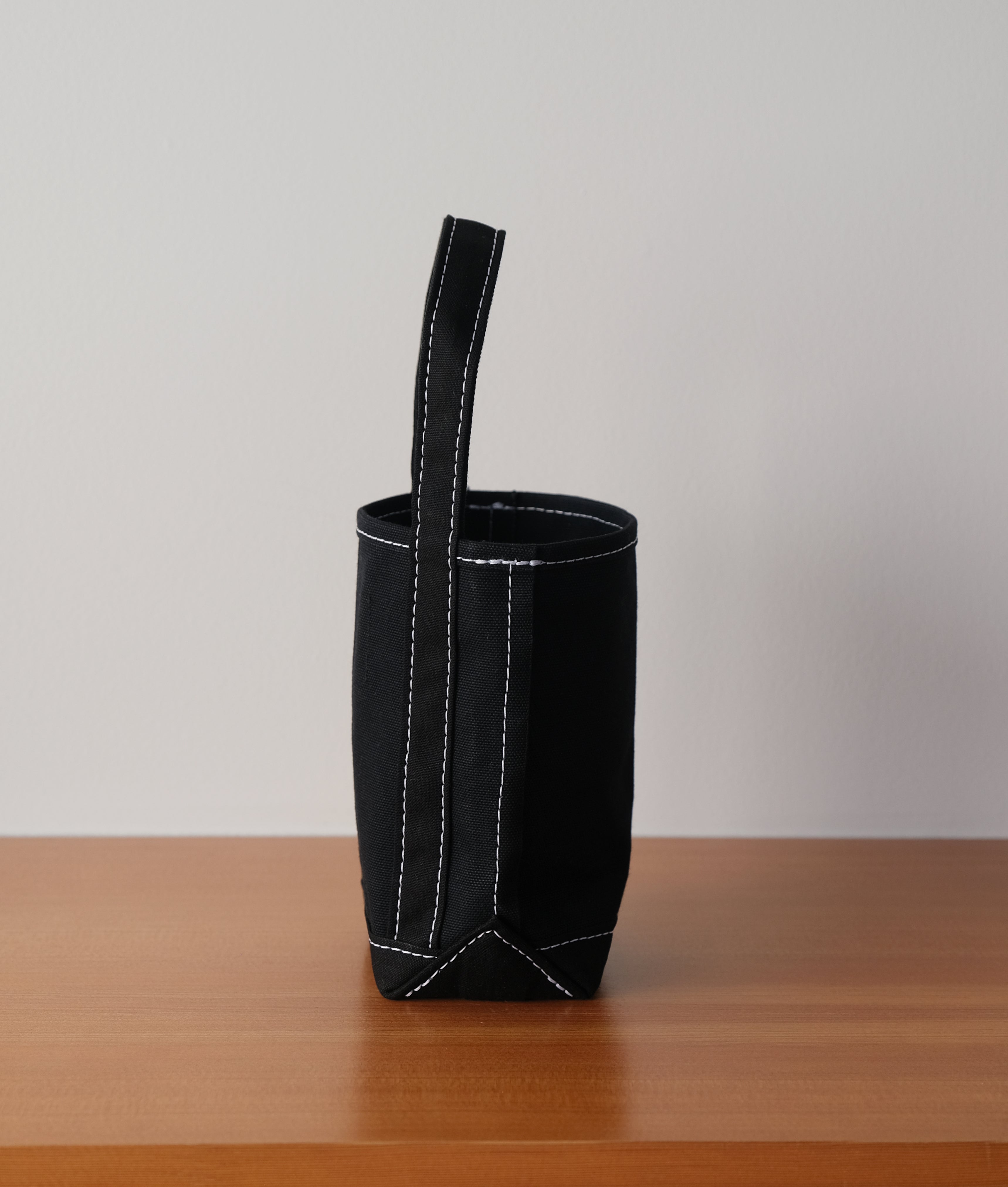MINI BAGUETTE TOTE - Black