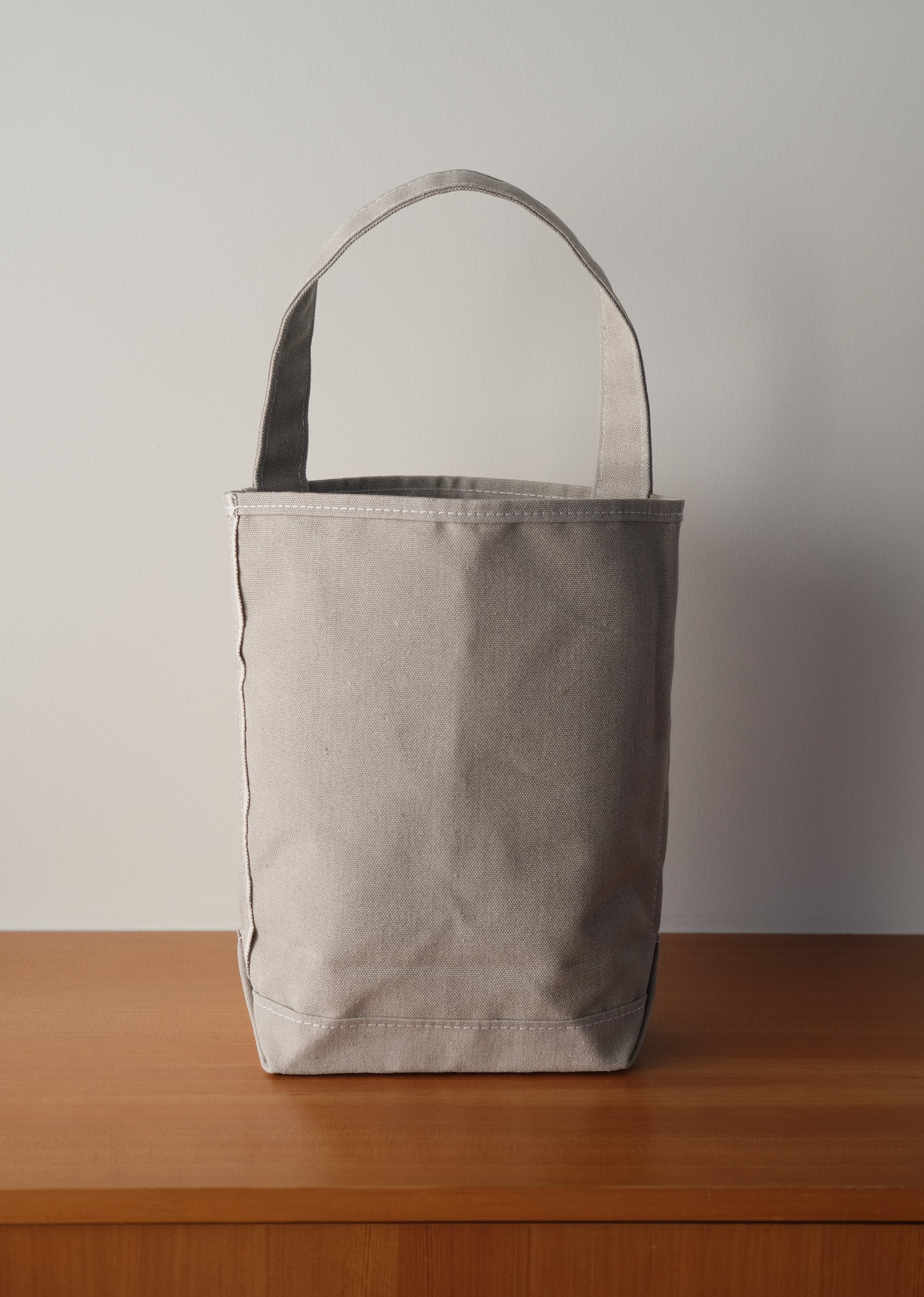 SMALL BAGUETTE TOTE - Natural