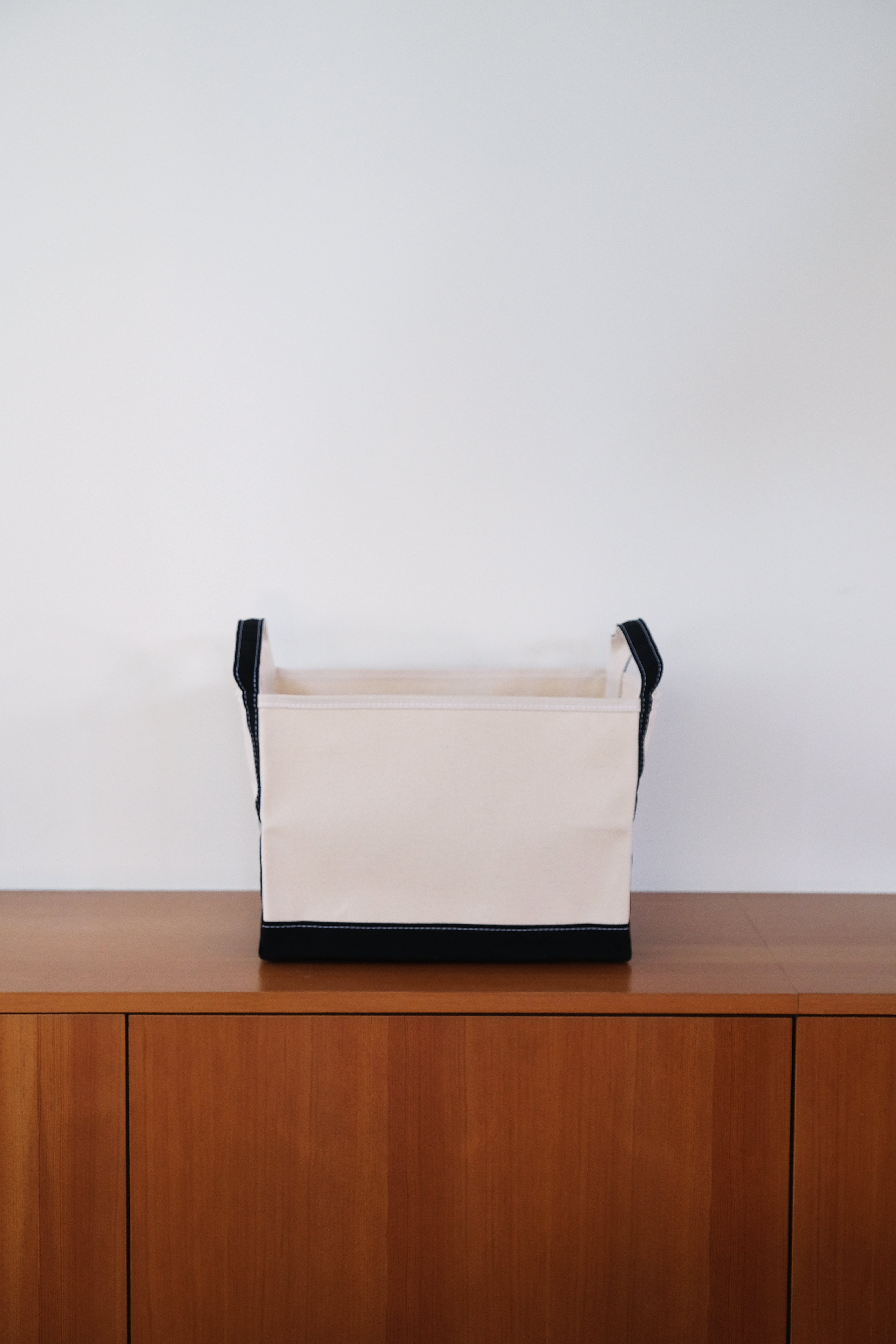 BOOK TOTE