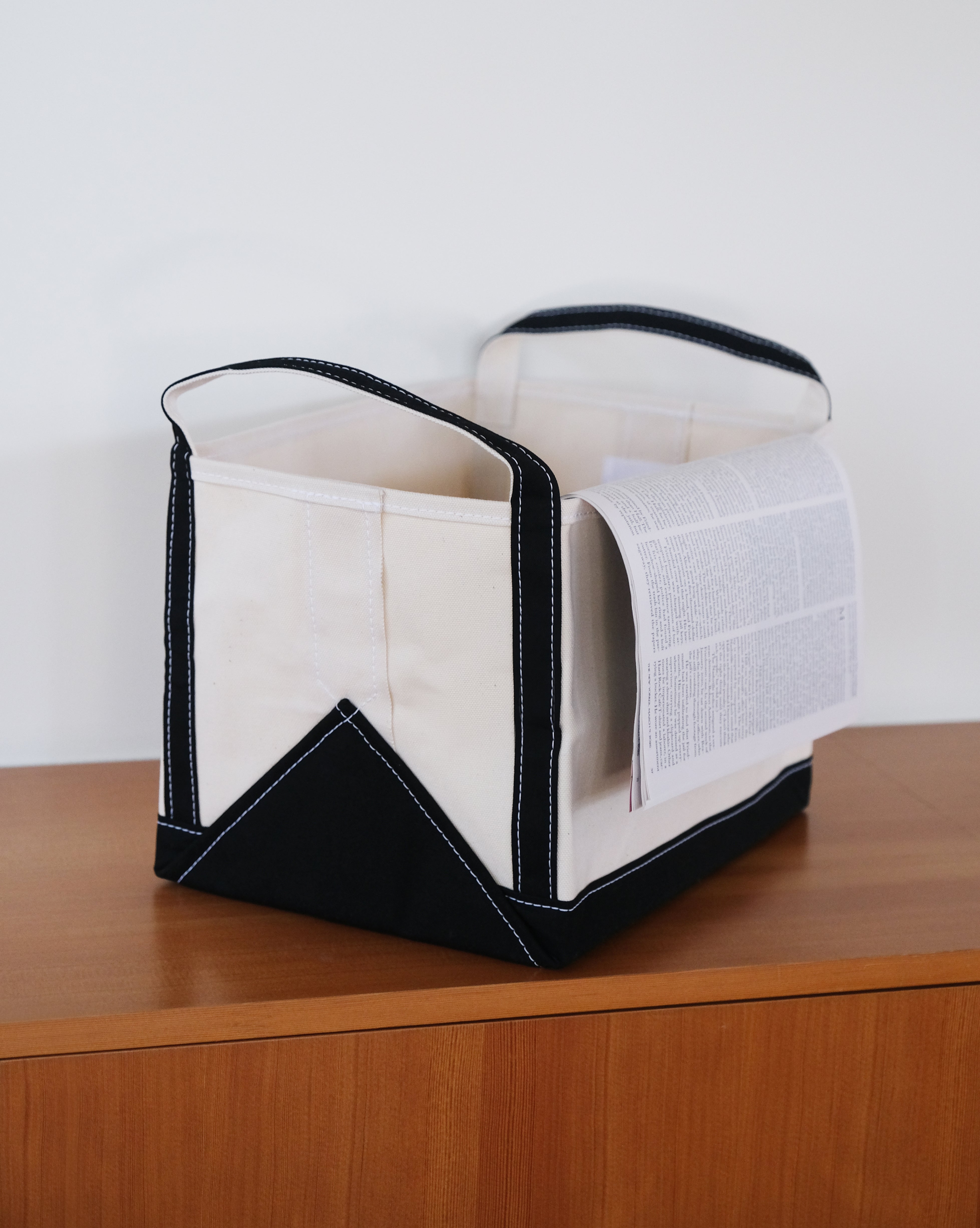 BOOK TOTE
