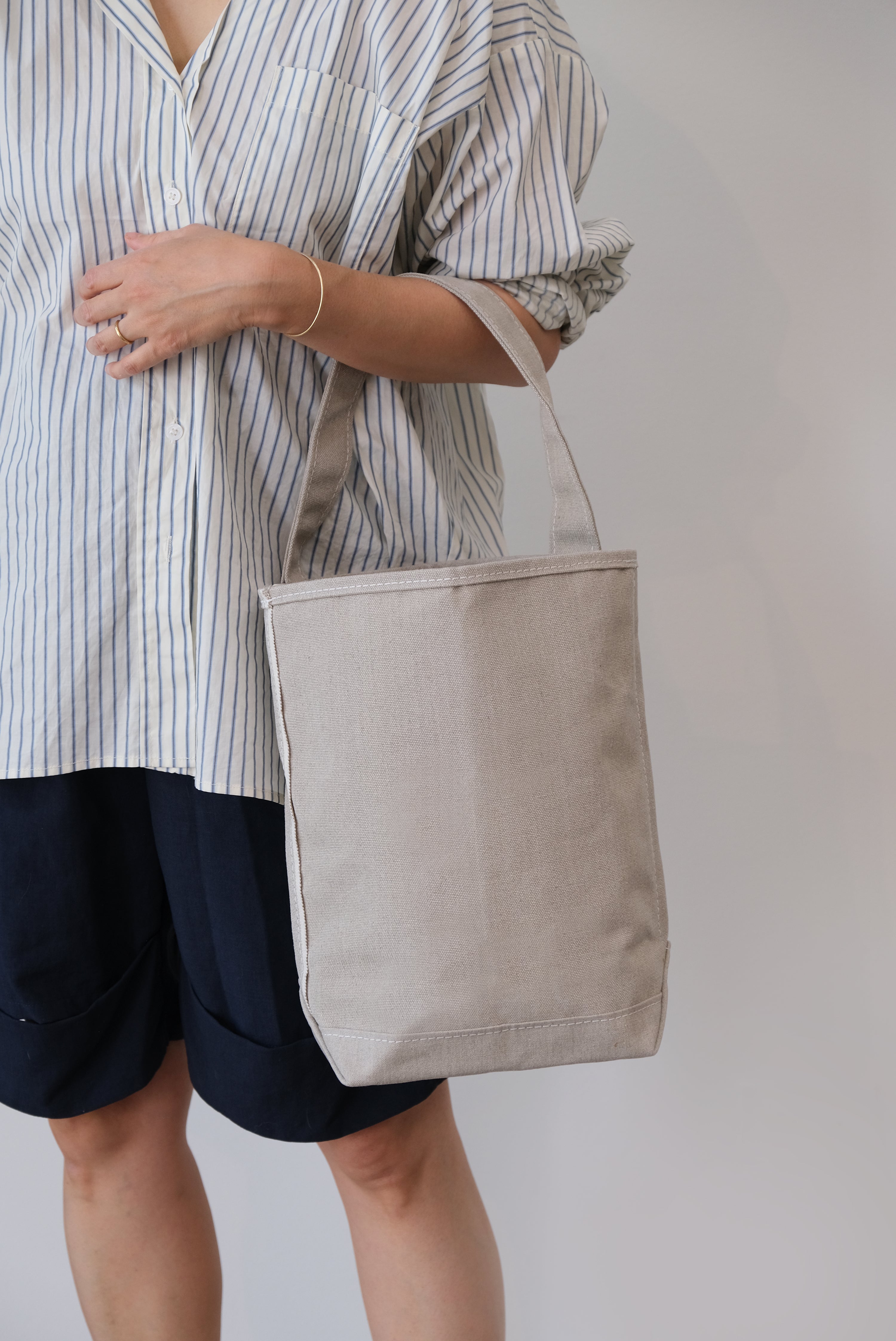 SMALL BAGUETTE TOTE - Natural