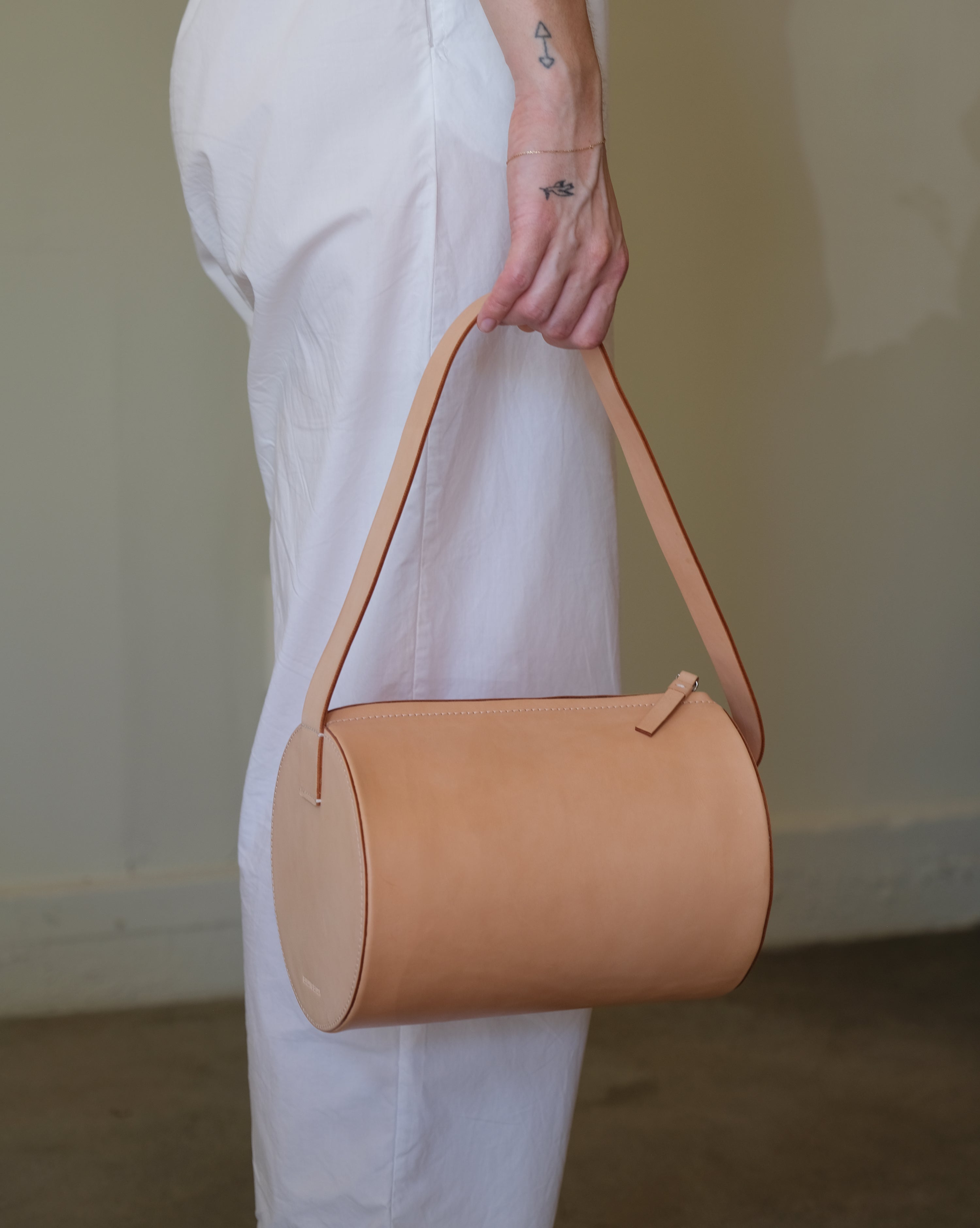 BARREL BAG