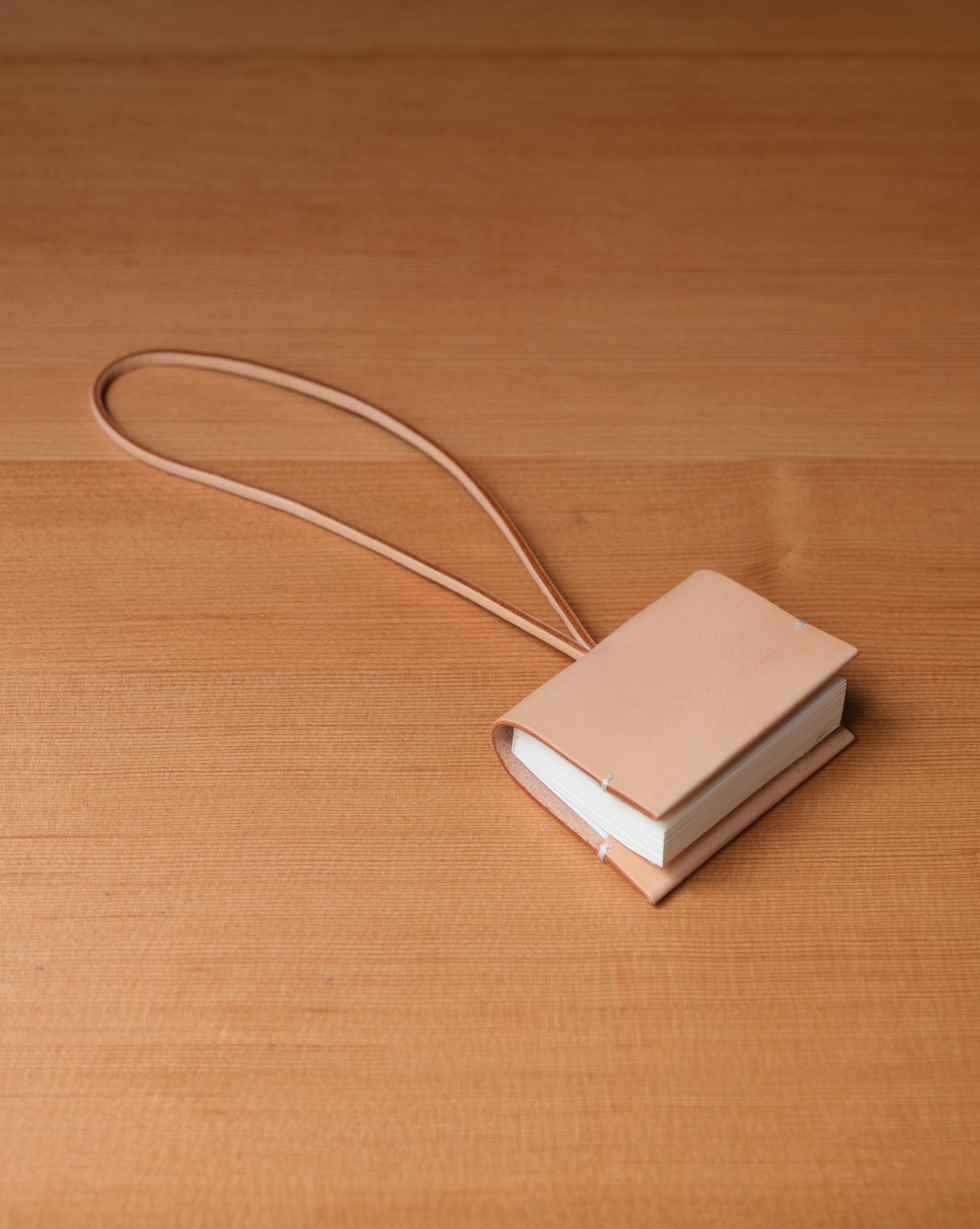LITTLE NOTEBOOK - Veg Tan