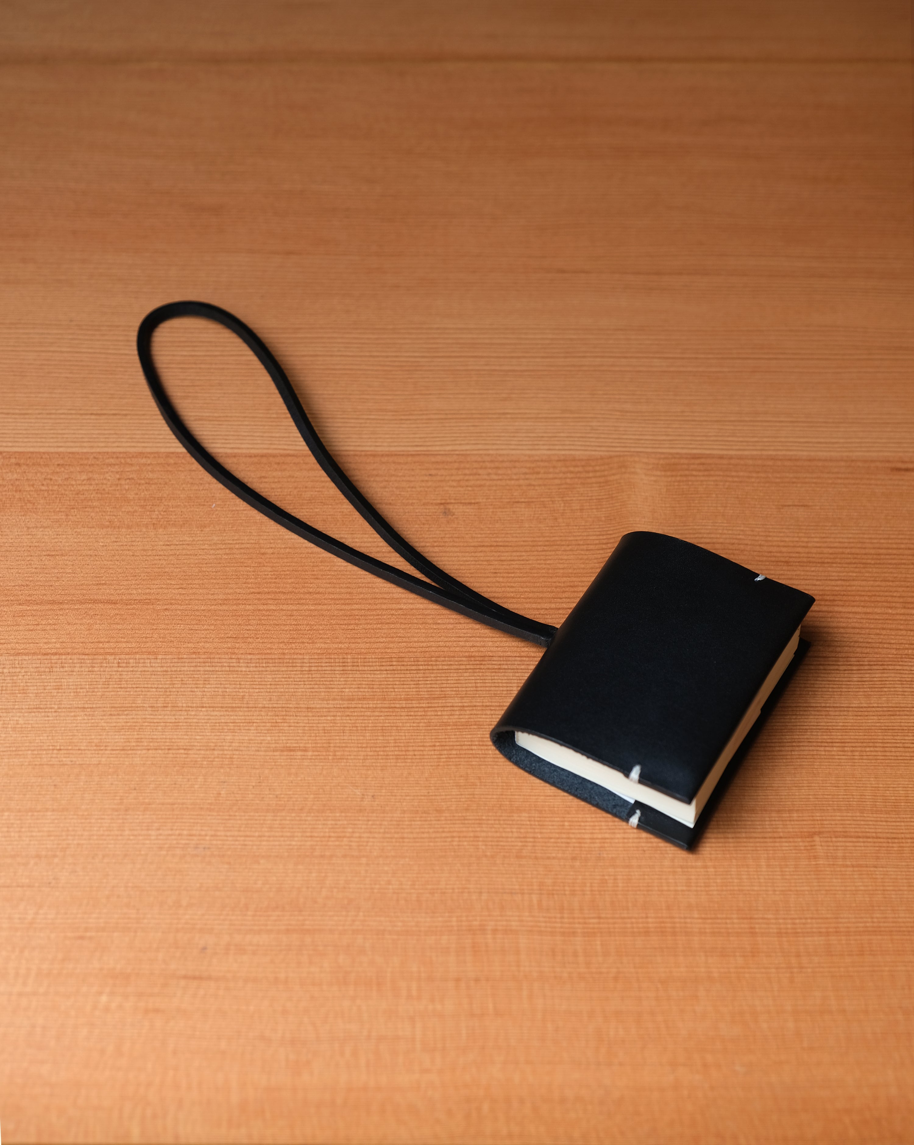 LITTLE NOTEBOOK - Black