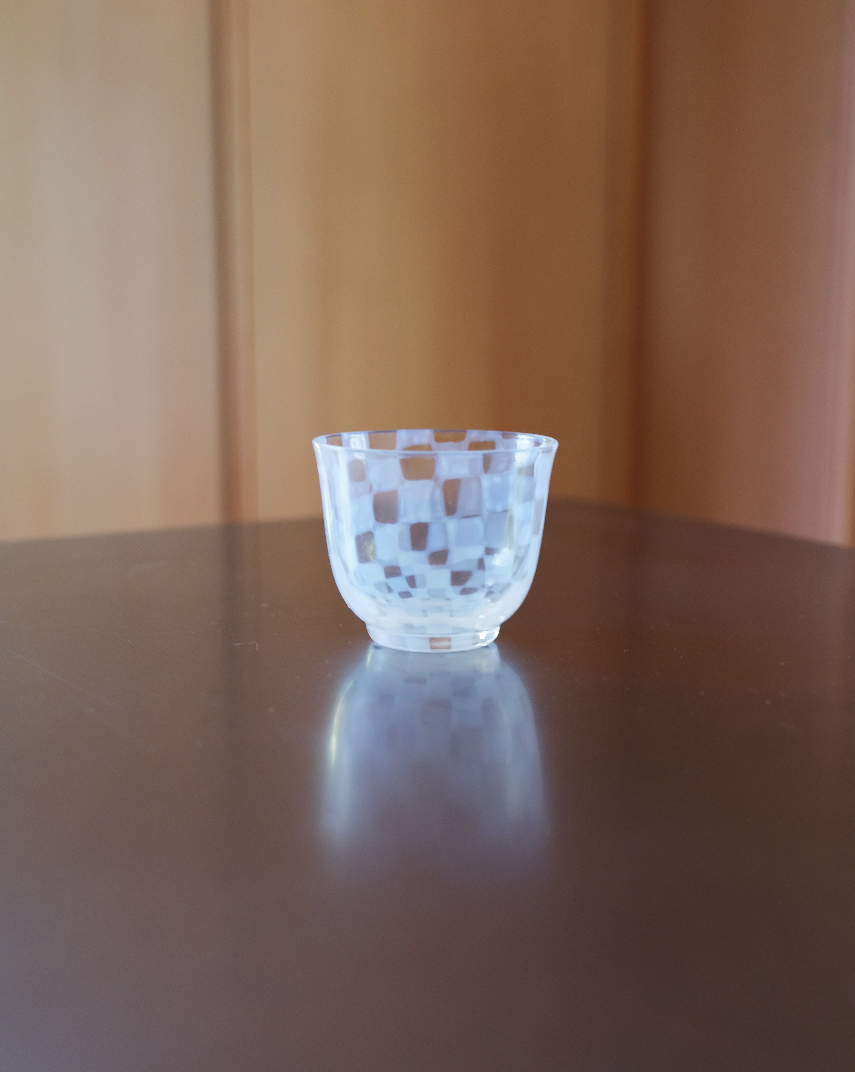 CHECKERED GLASS TEA CUP