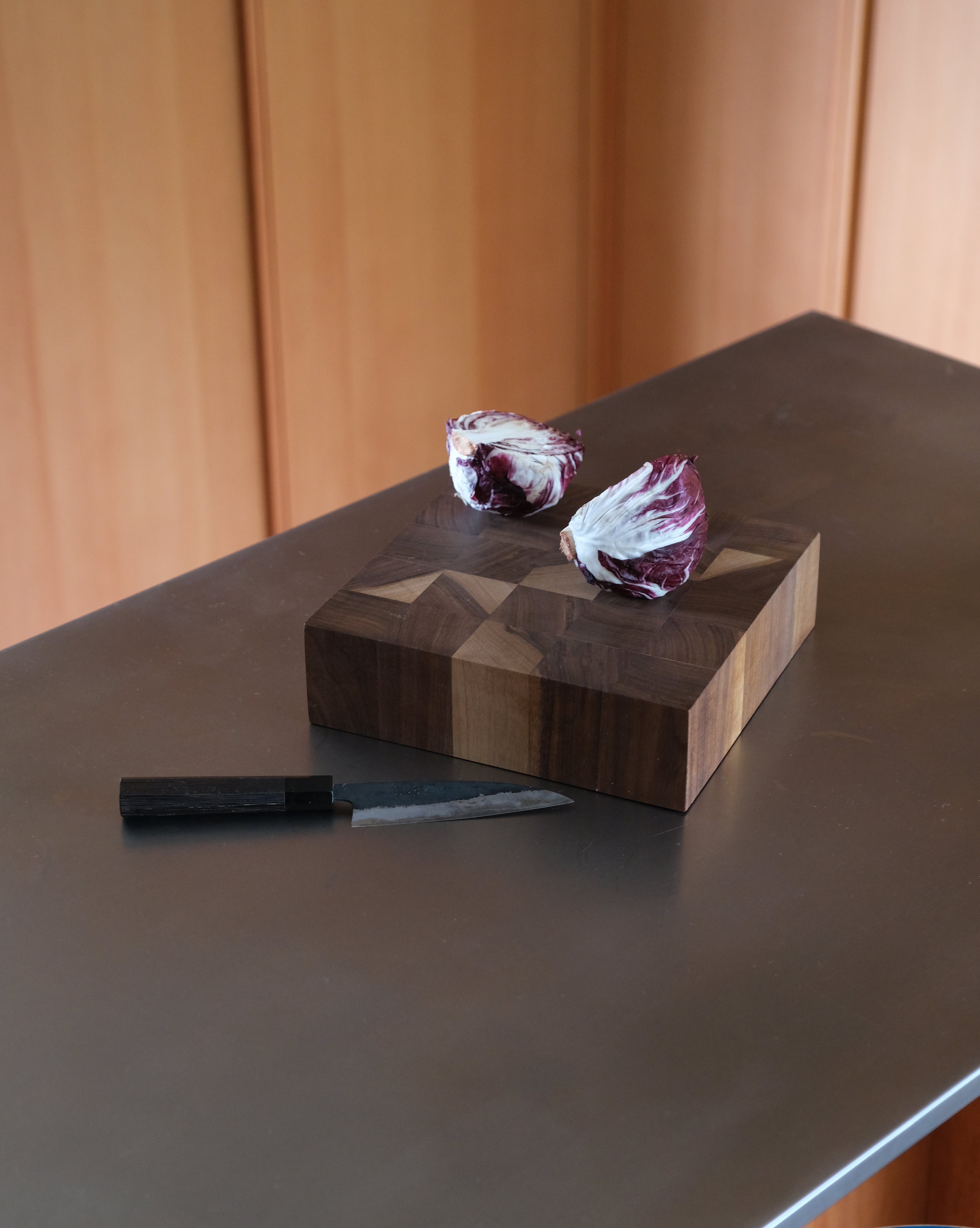 SQUARE CUTTING BOARD