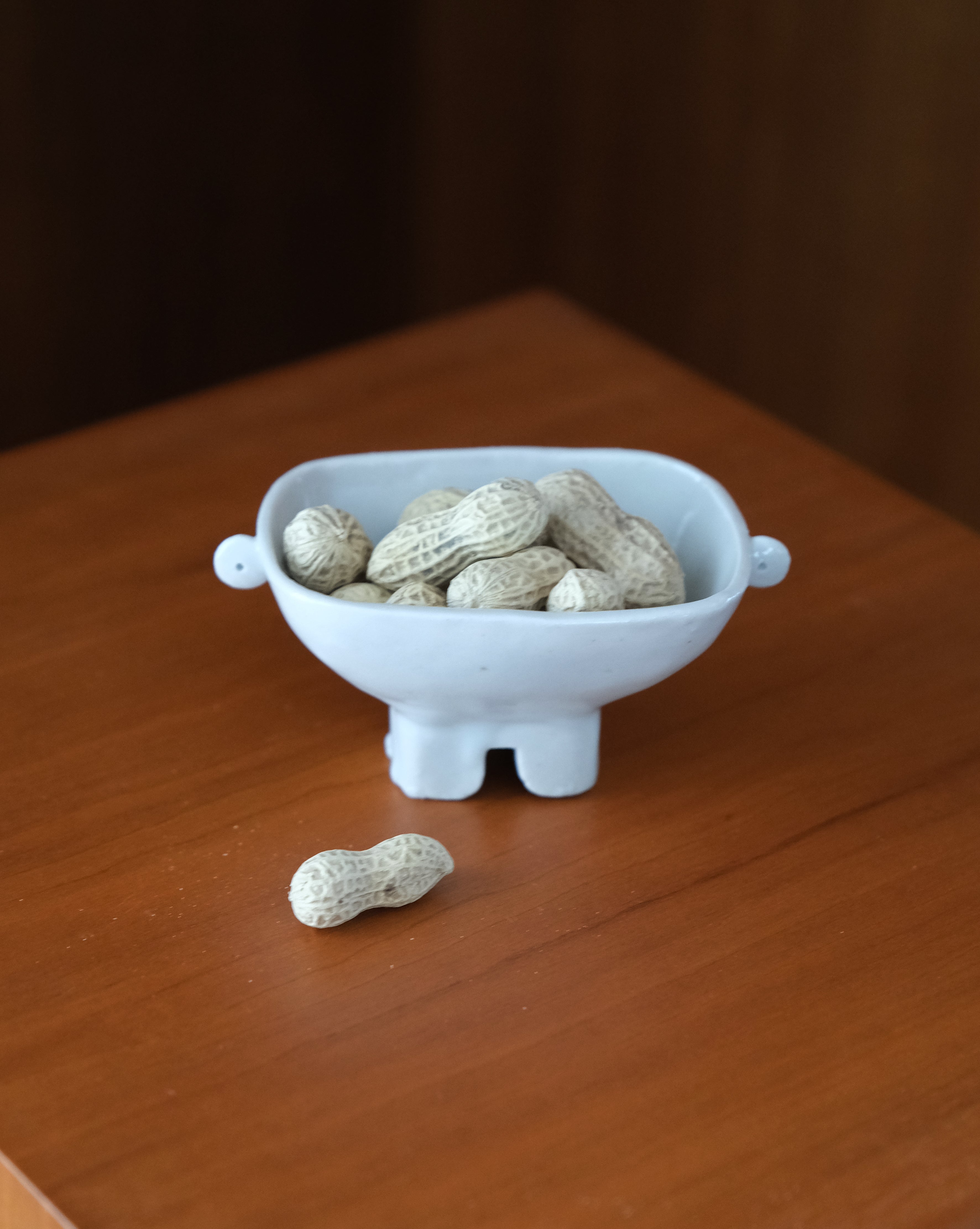 SMALL FOOTED VESSEL WITH EARS