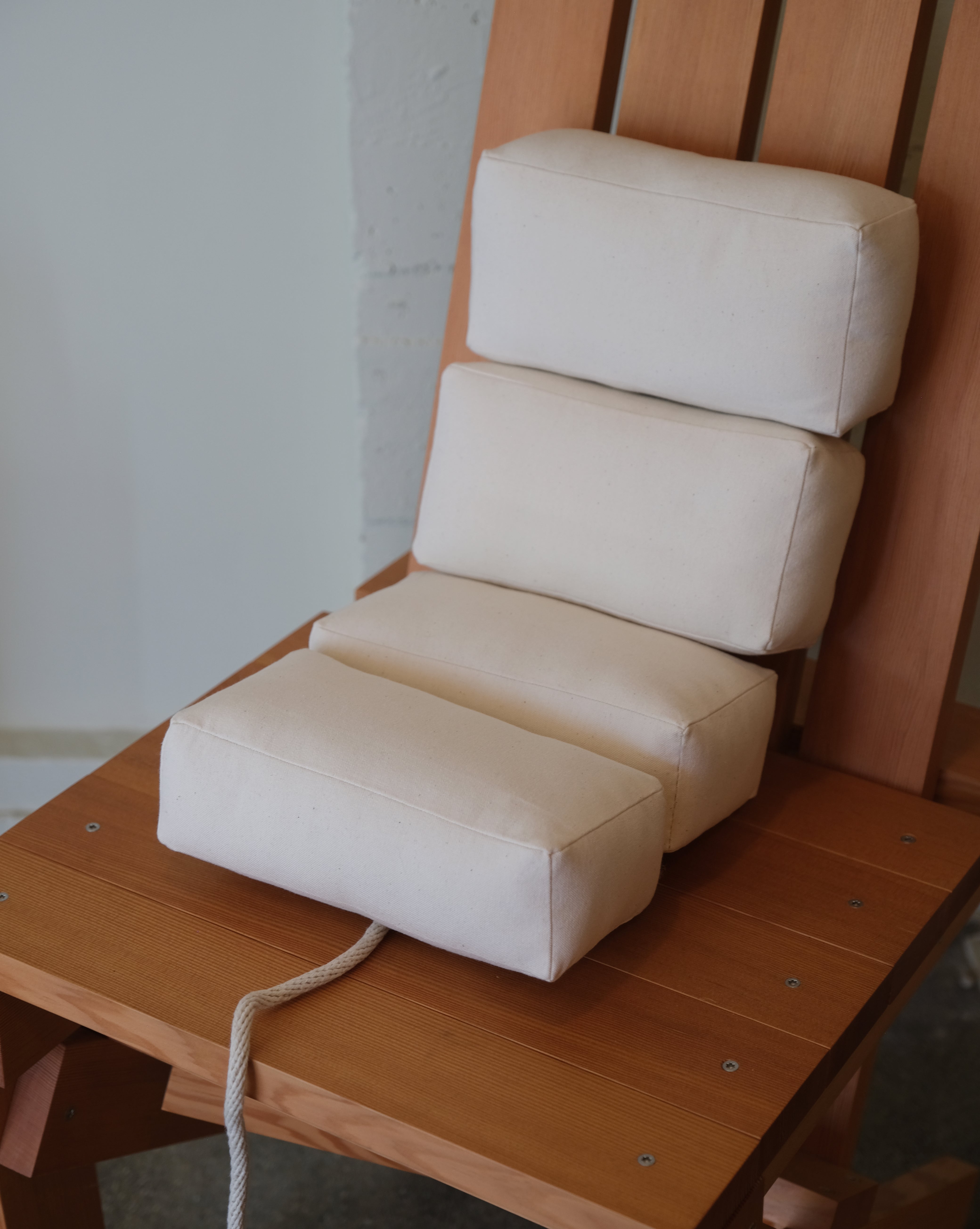 BRICKS PILLOW