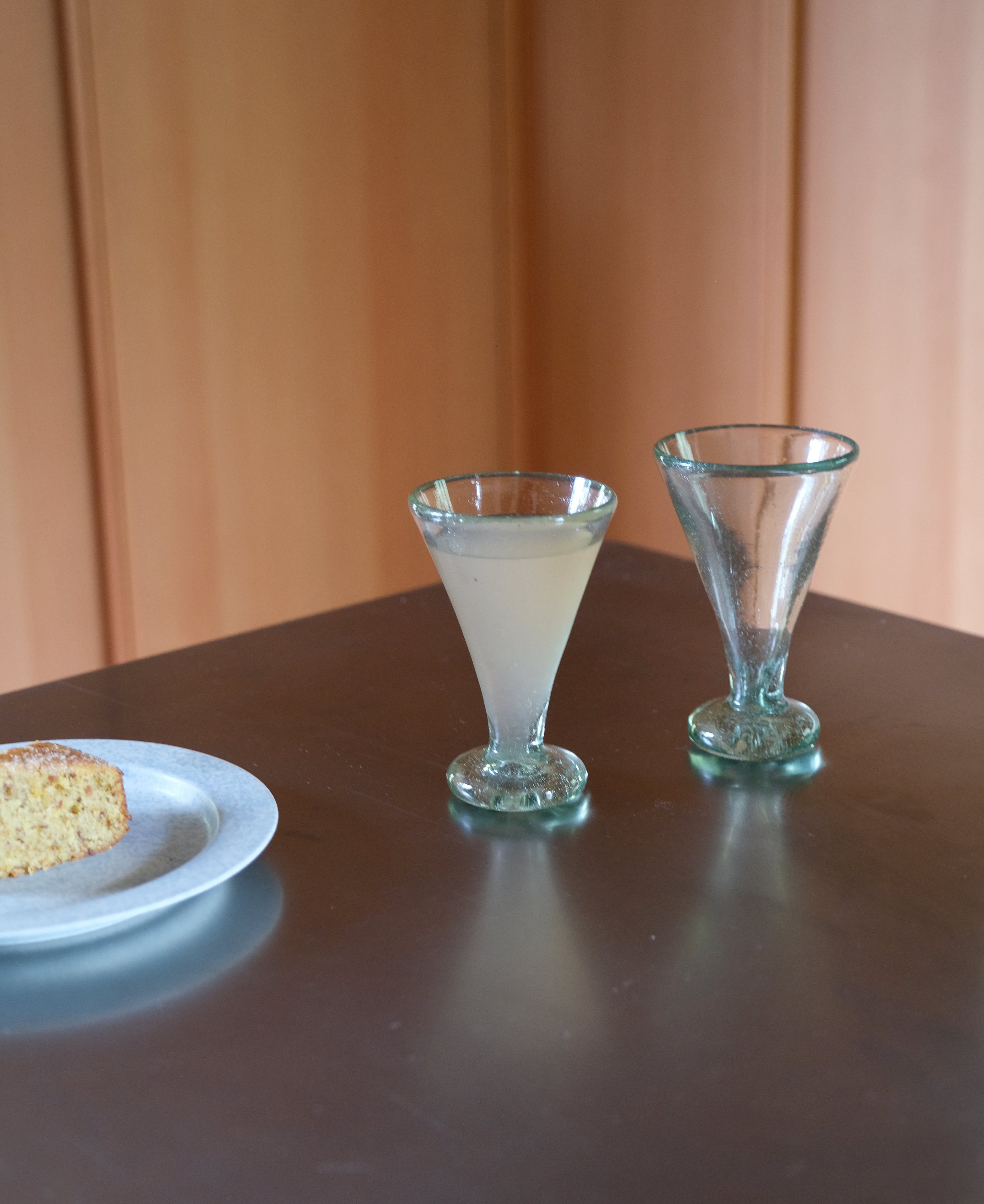 GLASS GOBLETS