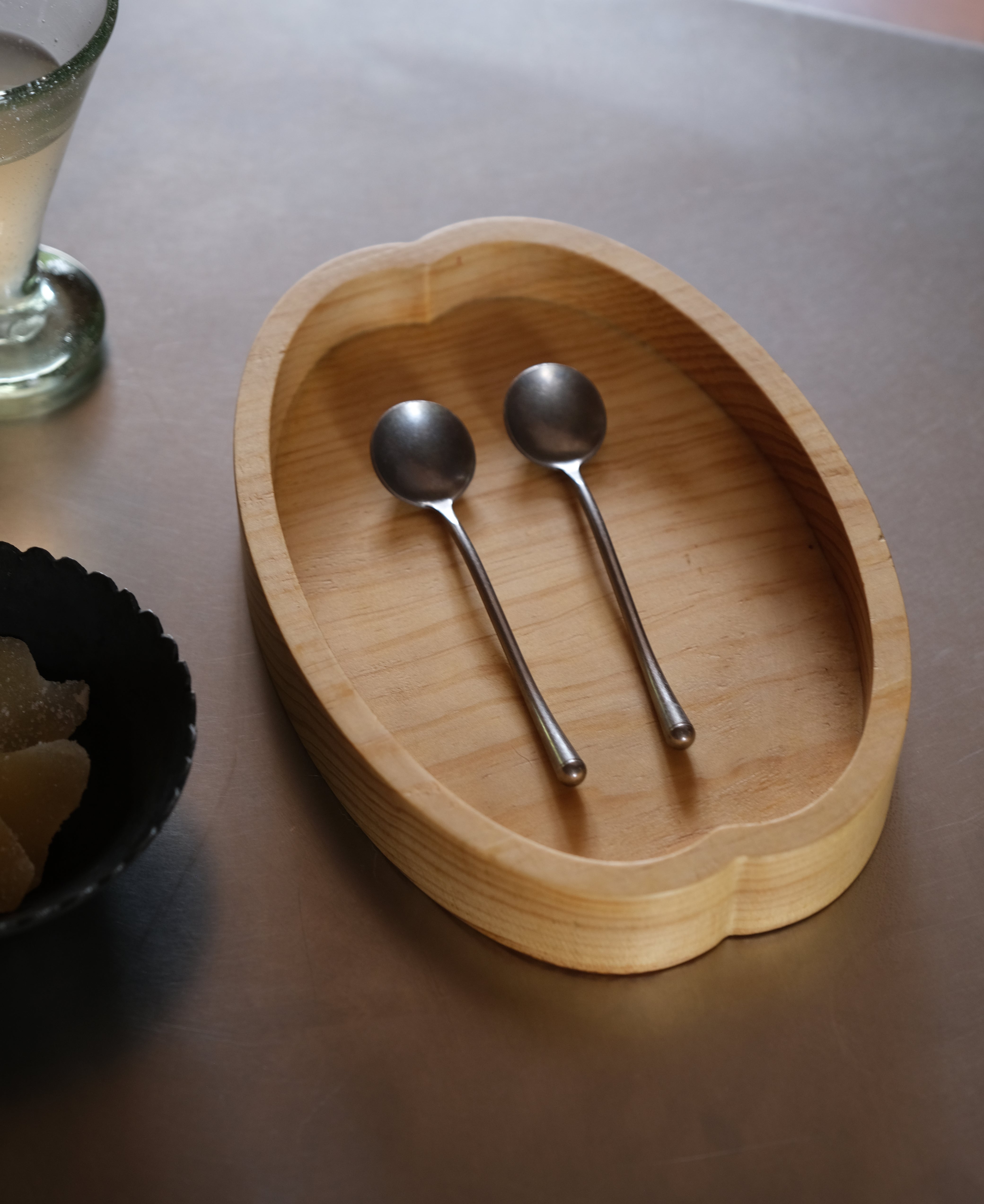 LILY PAD TRAY