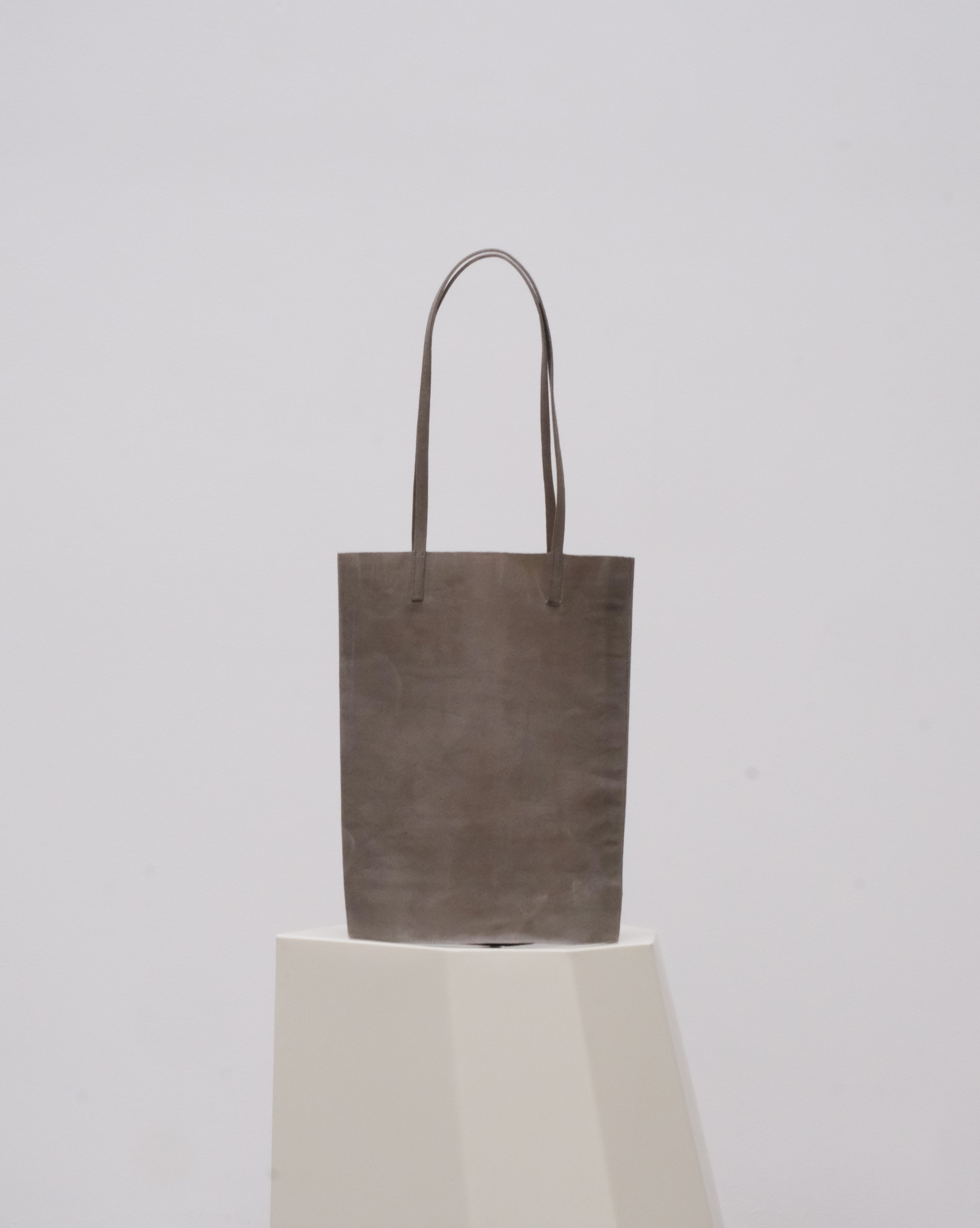 SQUARE TOTE