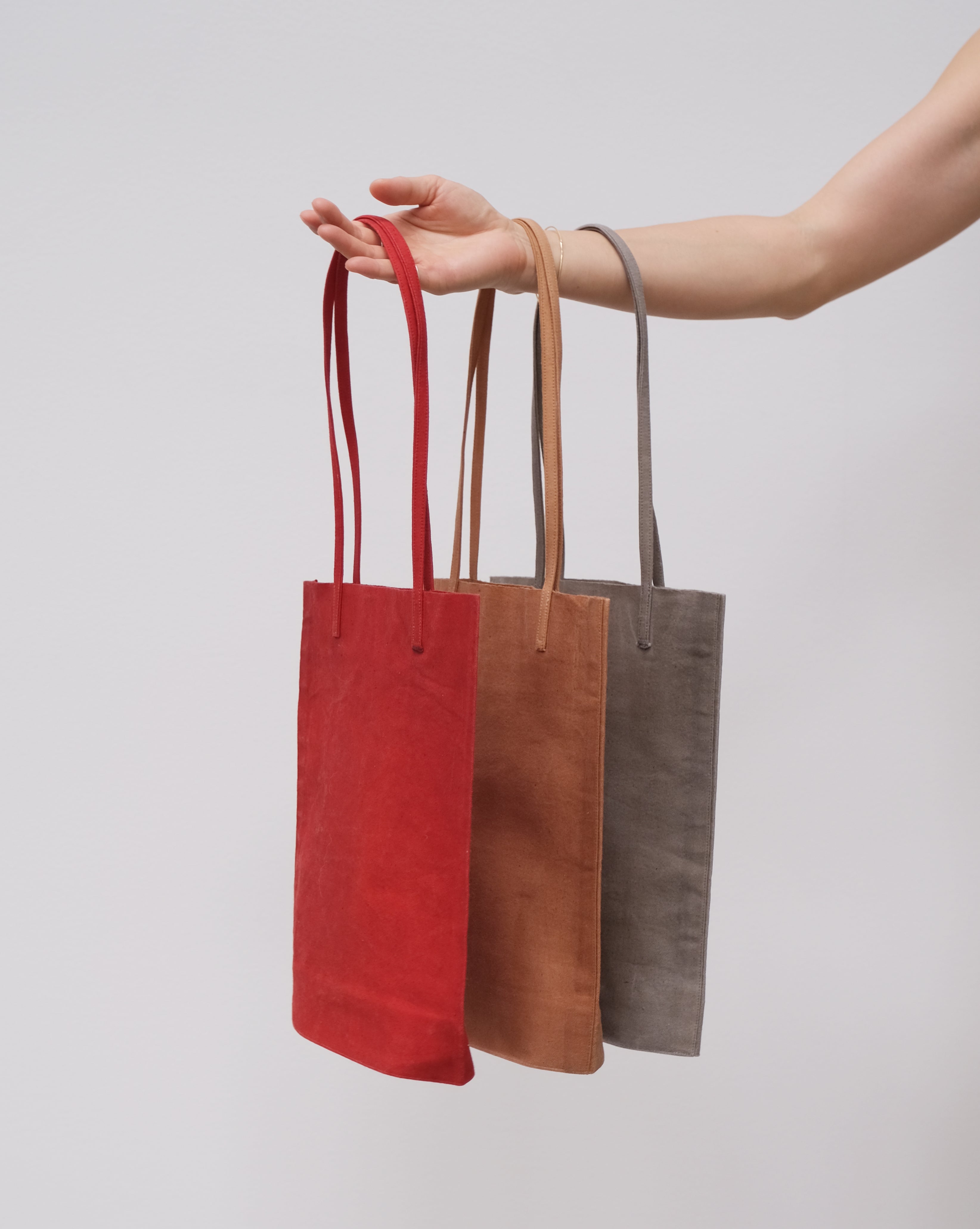 SQUARE TOTE