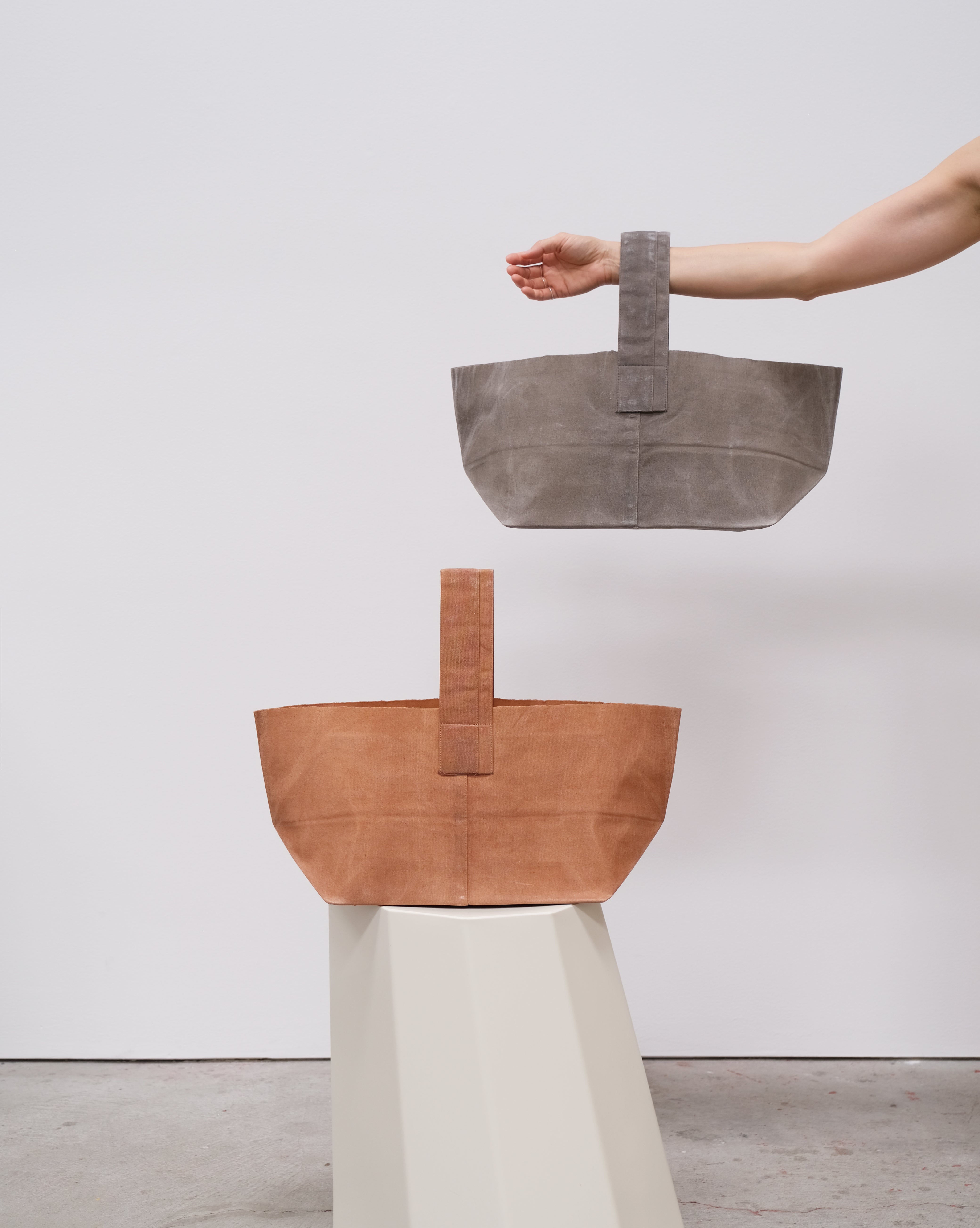 FUNAGATA SIDEWAYS BAG
