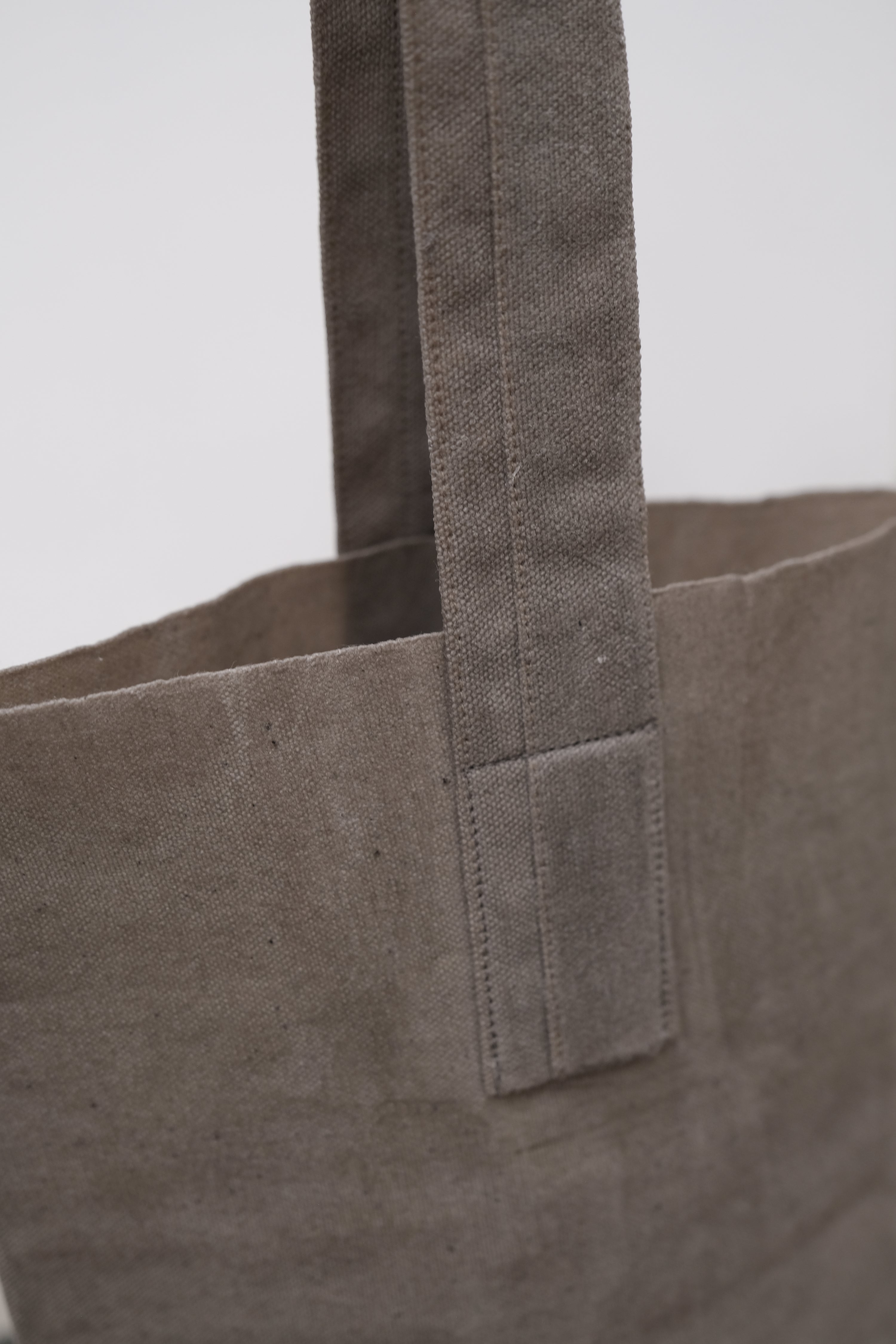FUNAGATA BUCKET BAG