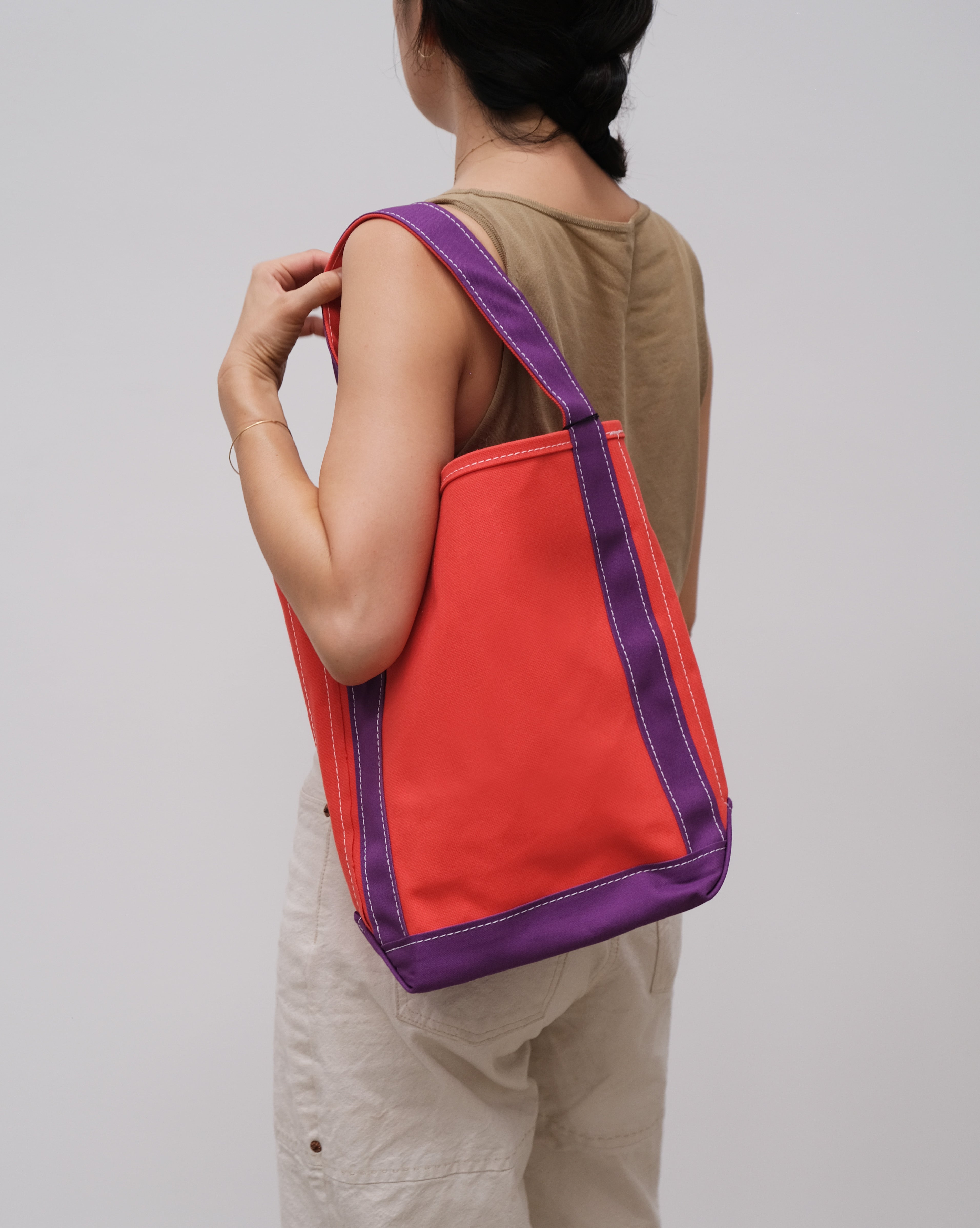 SMALL BAGUETTE TOTE - Red / Violet
