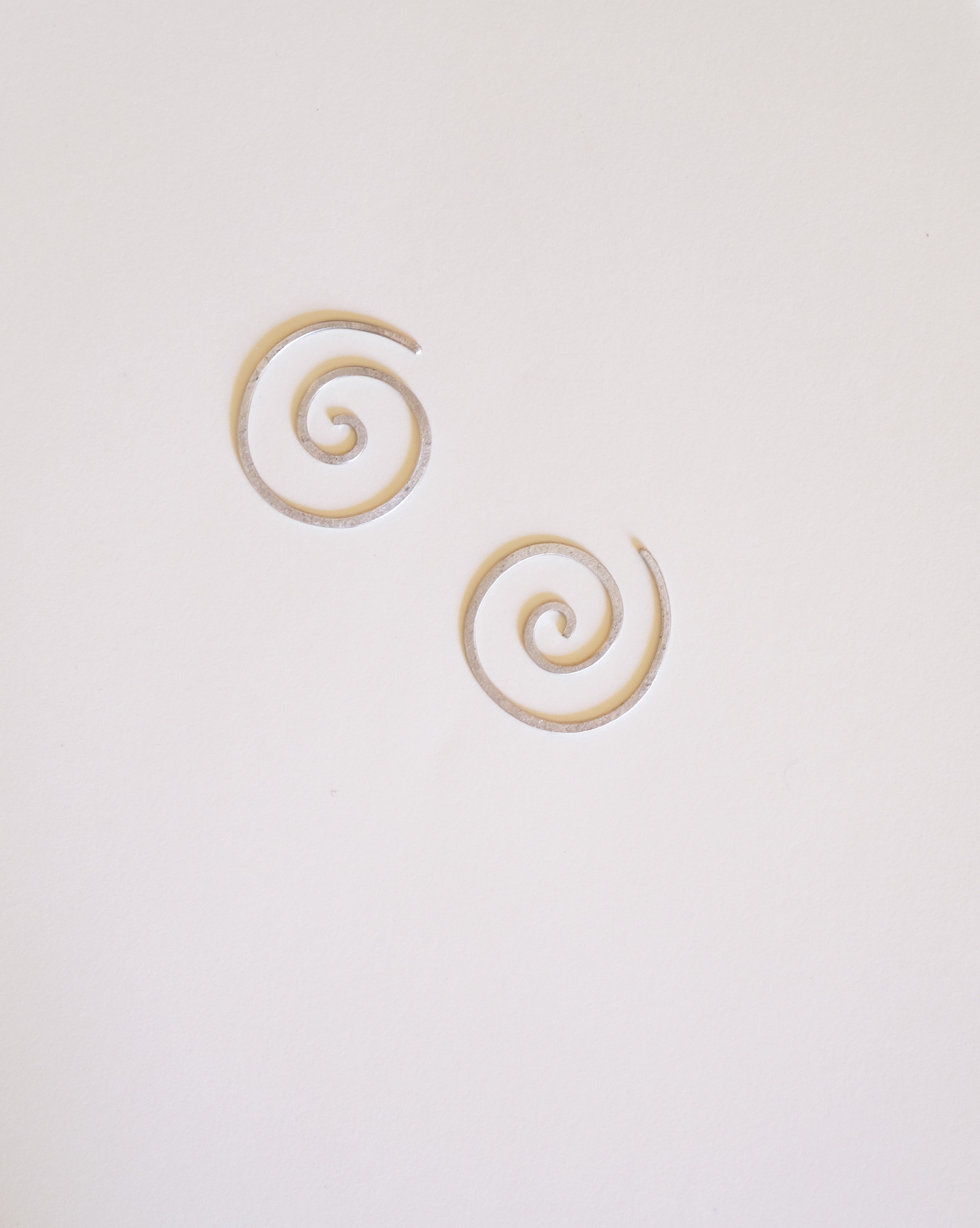 BASIC SPIRAL EARRINGS