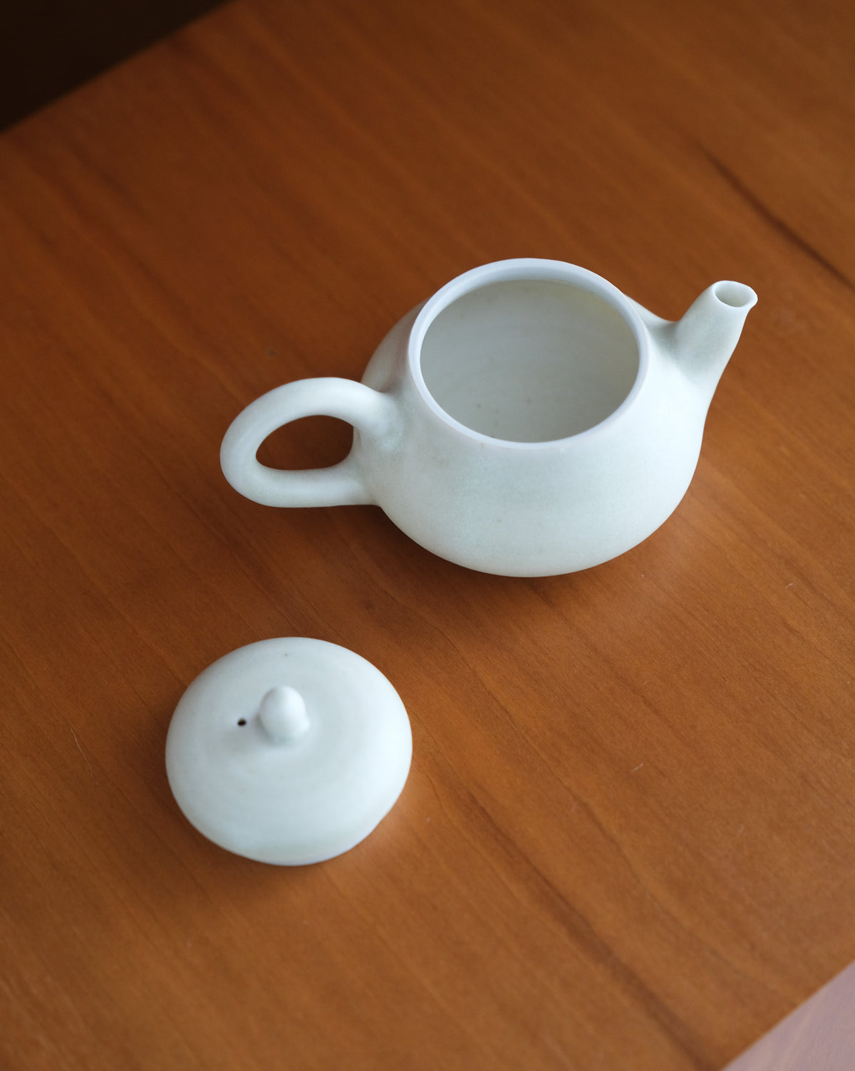 SMALL TEAPOT