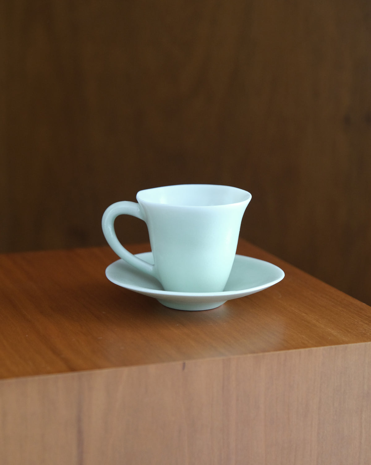 TEACUP + SAUCER