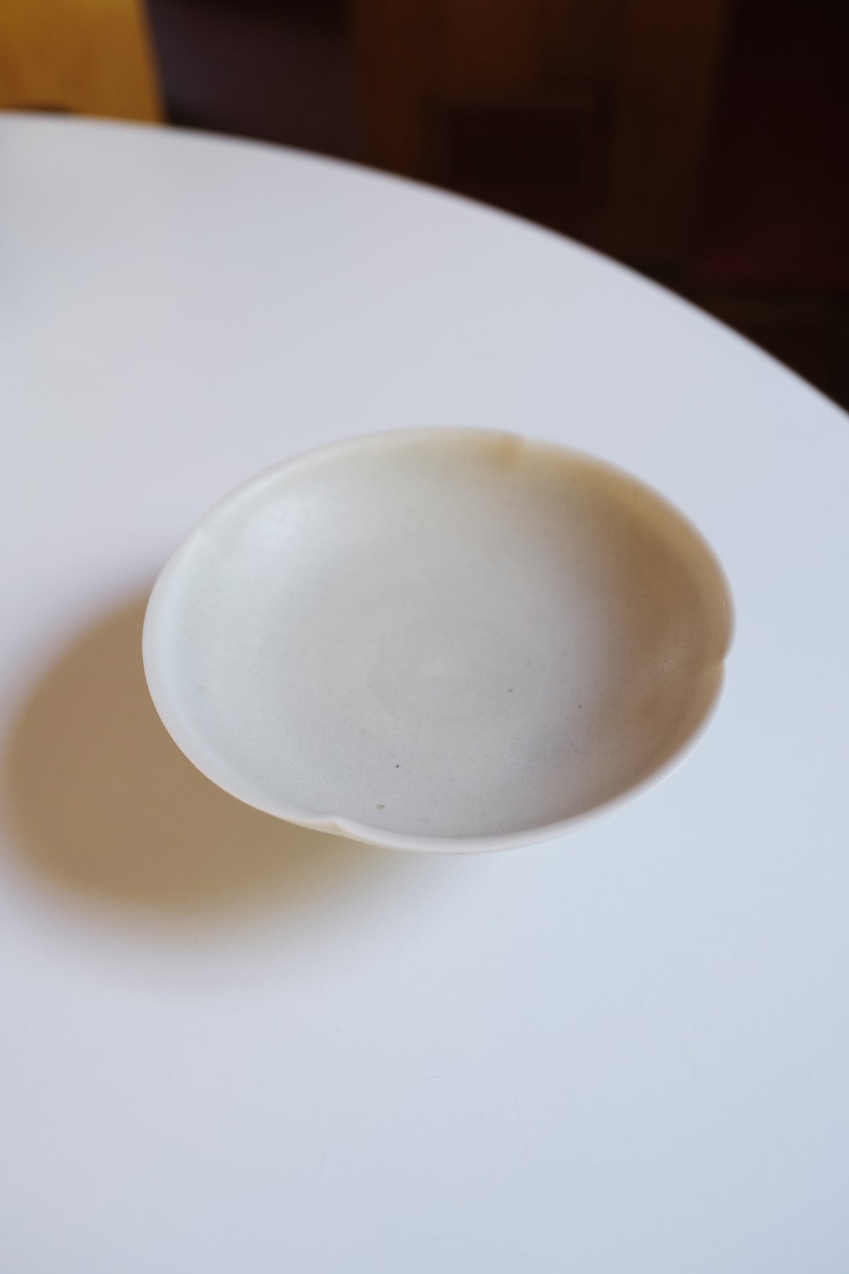 PINCHED FOOTED PLATE