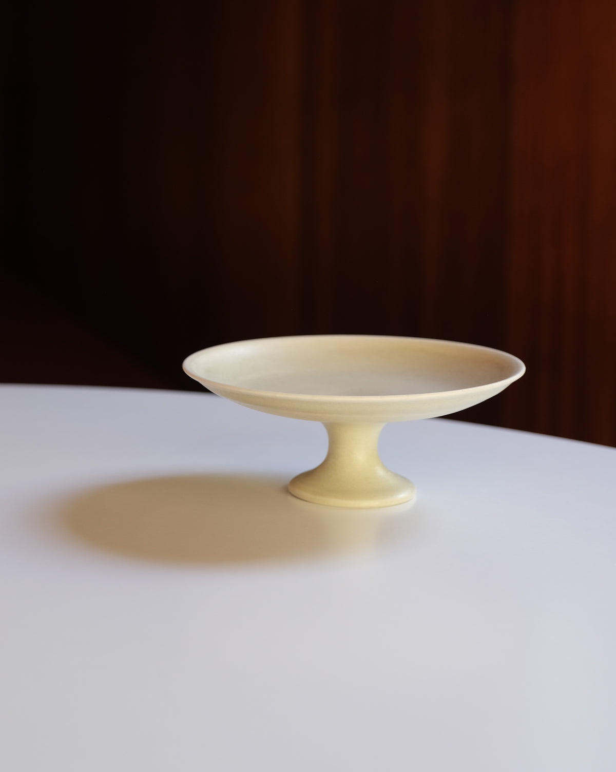 FOOTED PLATE