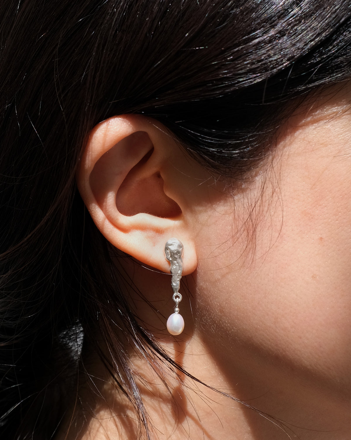 DUSKY ECHO EARRINGS