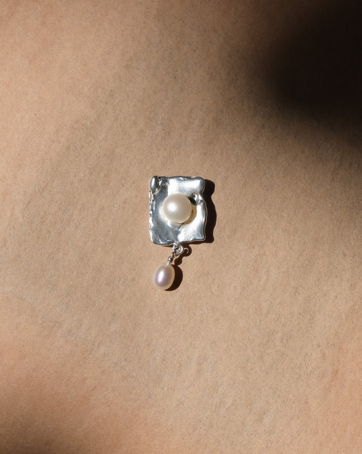 ORB PORTRAIT PIN