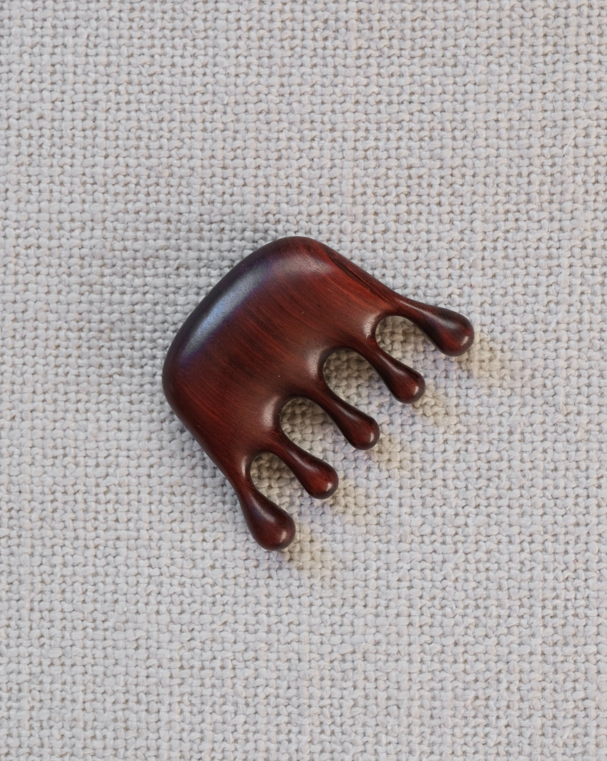SQUIGGLE SCALP MASSAGE TOOL