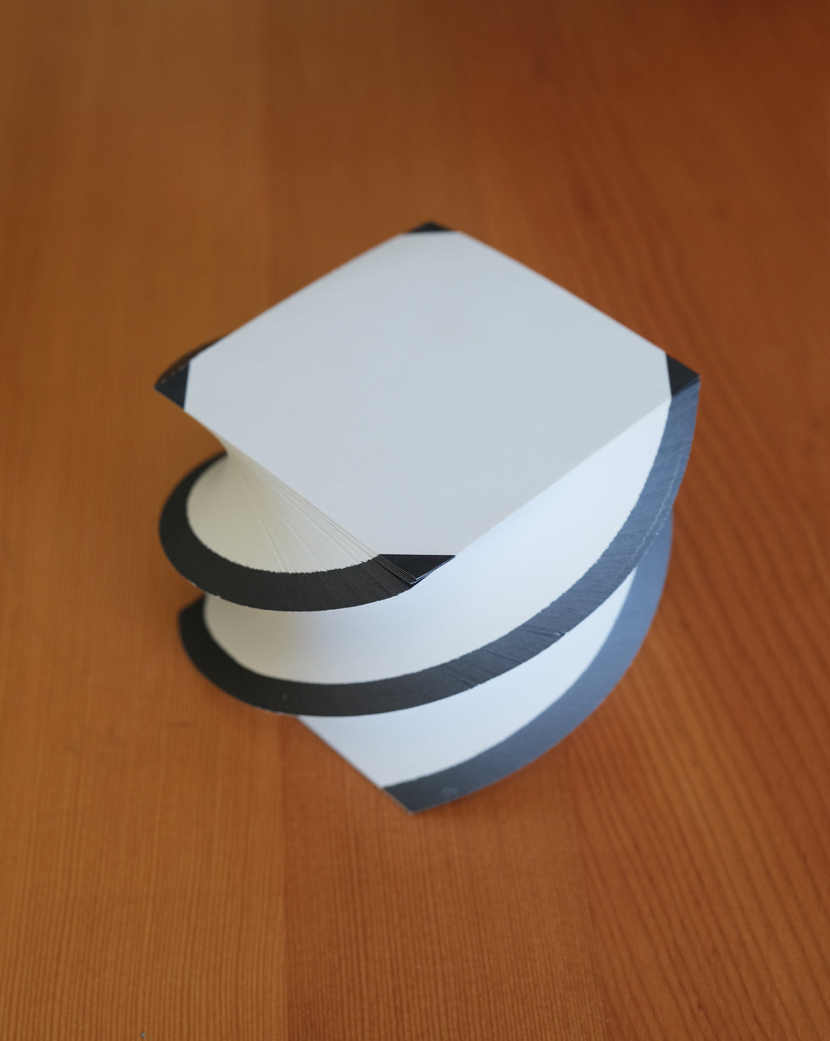 SPIRAL PAD - Corner Black