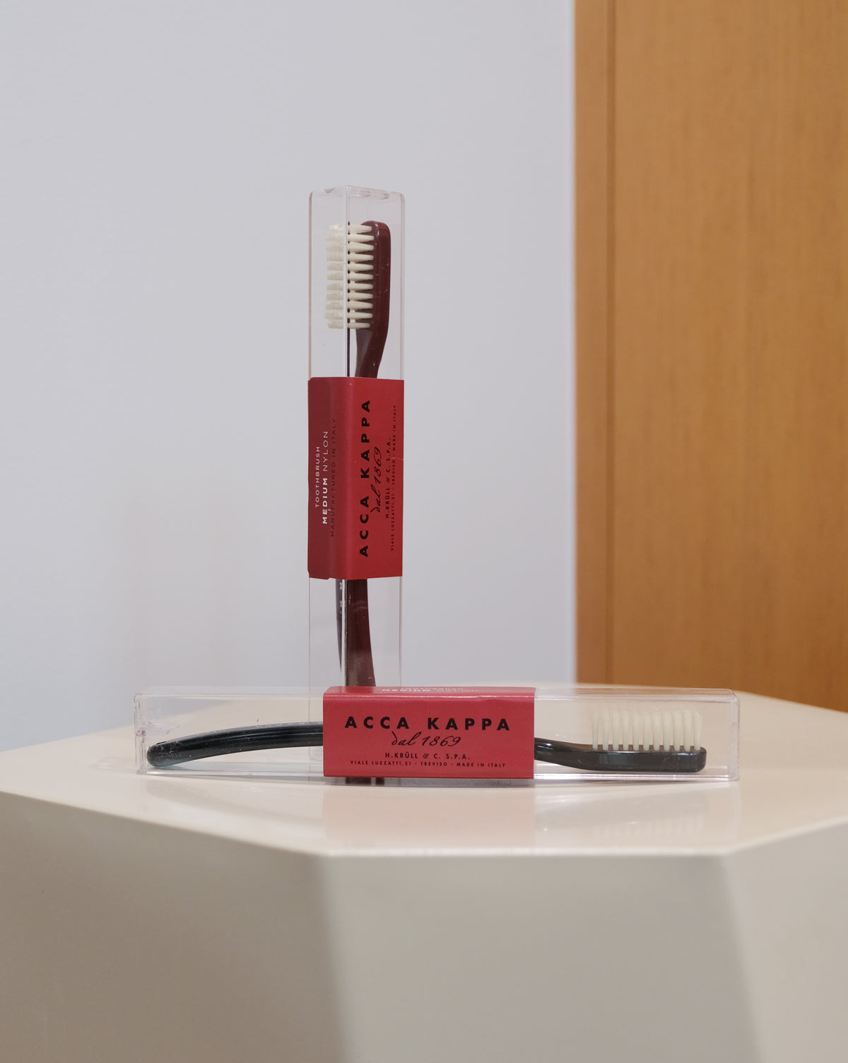 ITALIAN TOOTHBRUSHES
