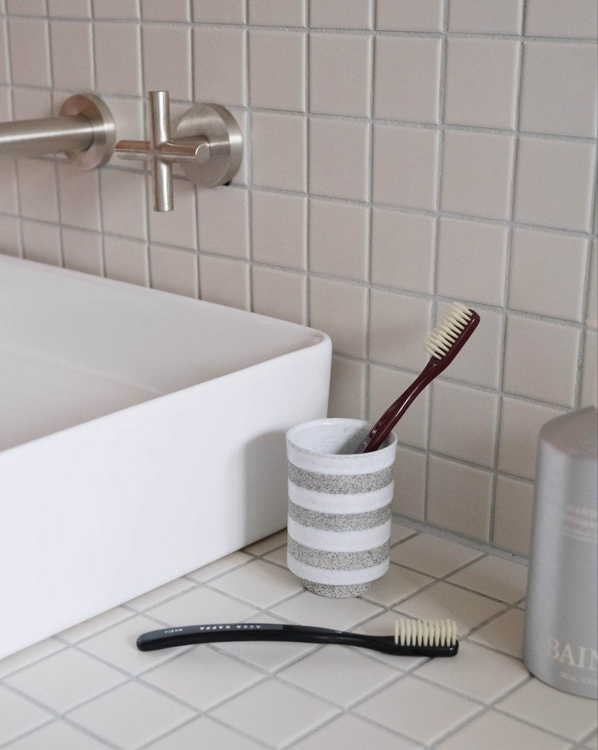 ITALIAN TOOTHBRUSHES