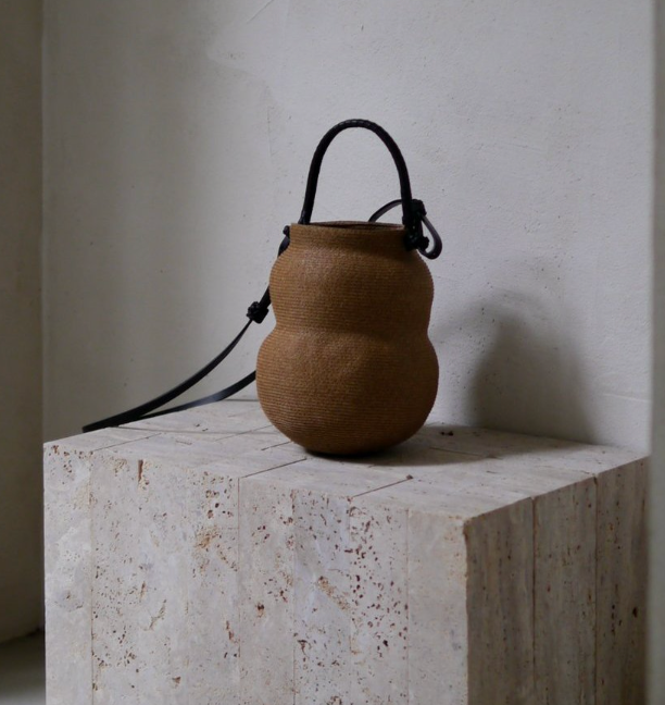 GOURD HAND BASKET