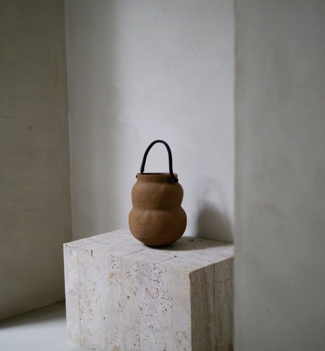 GOURD HAND BASKET