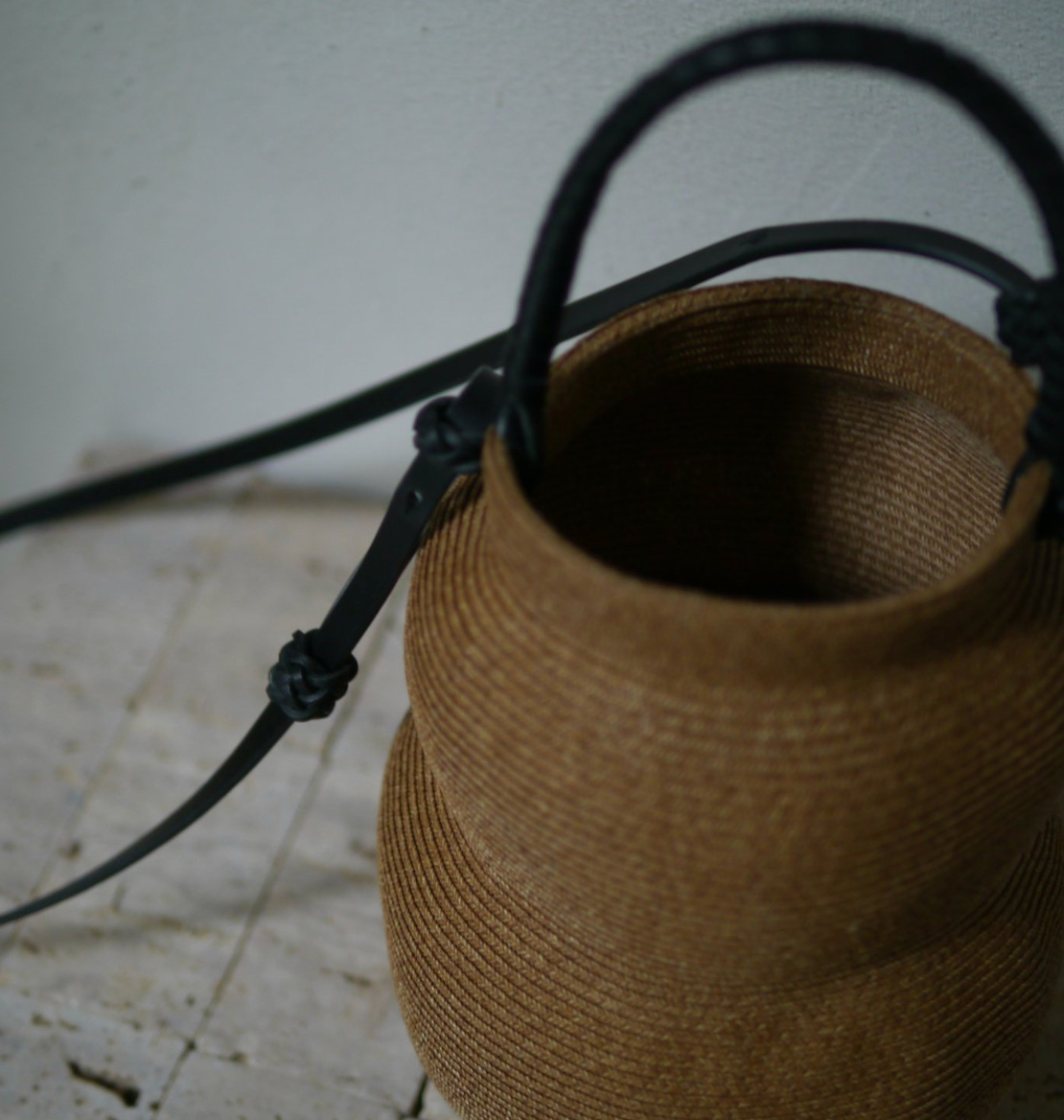 GOURD HAND BASKET