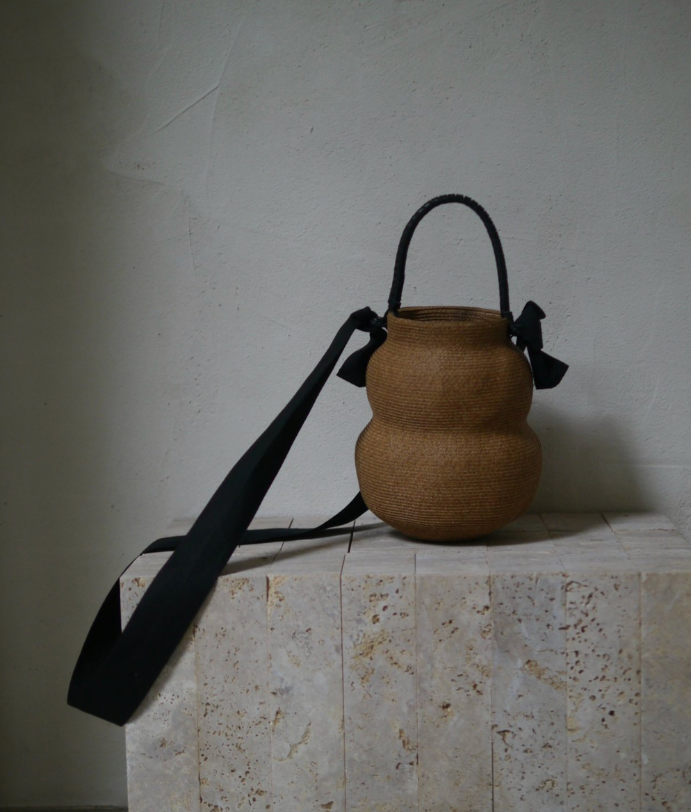 GOURD HAND BASKET