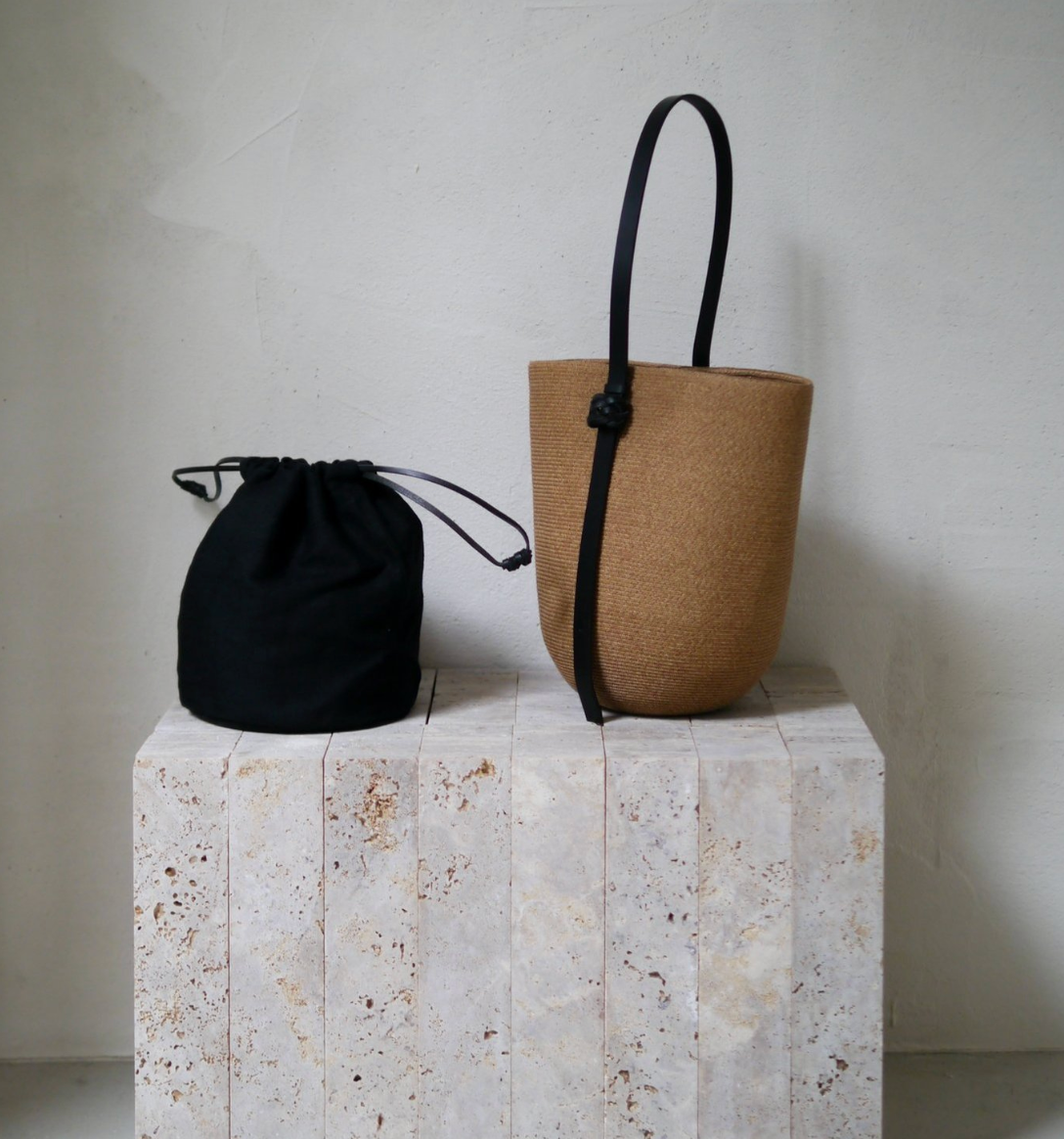 KORENG BUCKET BAG